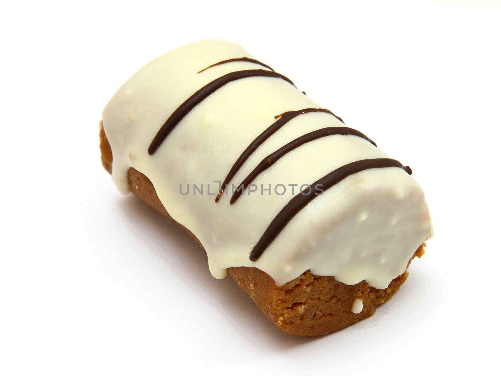 Round mini chocolate pie with strips from above