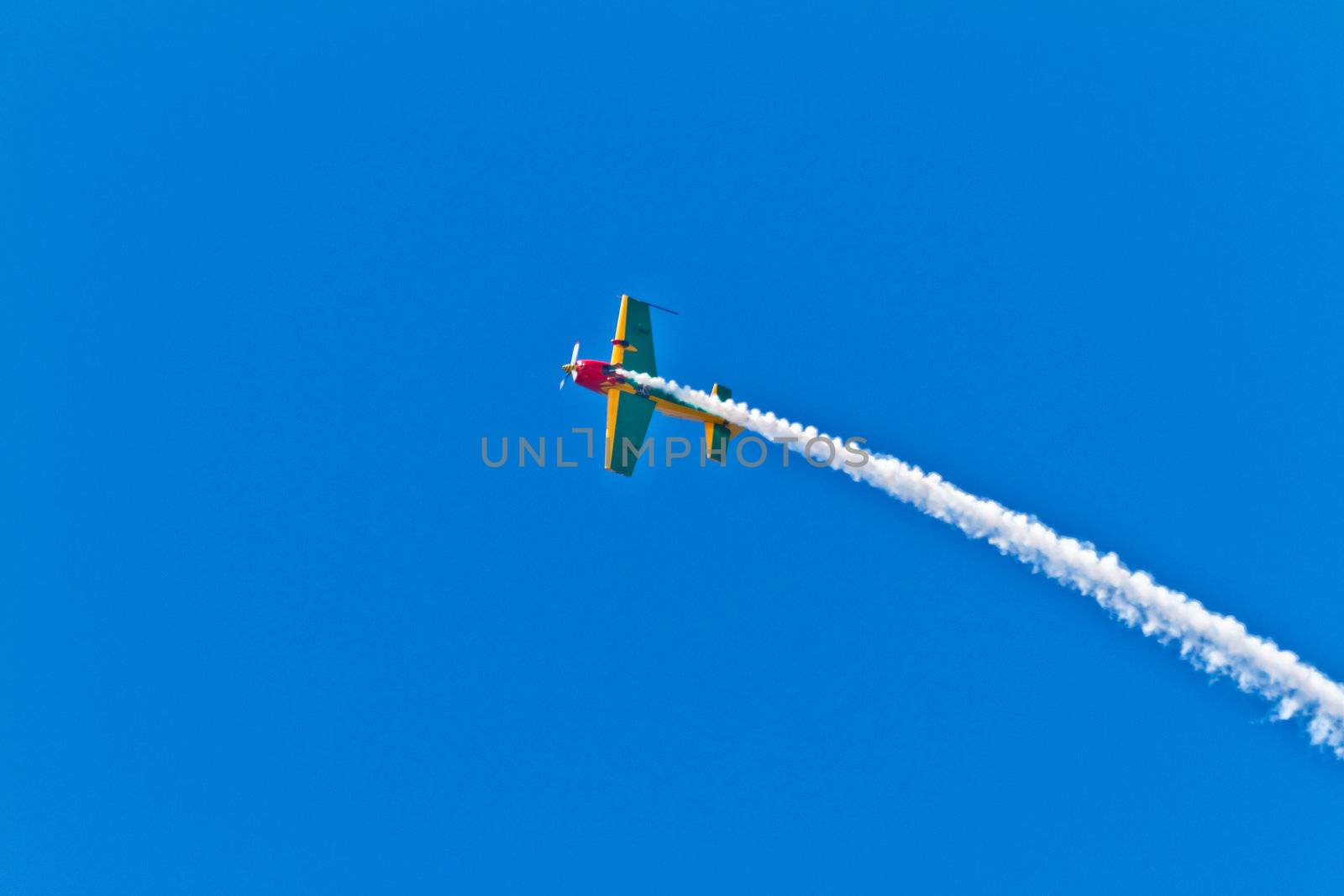 CADIZ, SPAIN-SEP 11: Aircraft Extra 300S of Melissa Pemberton taking part in an exhibition on the 4th airshow of Cadiz on Sep 11, 2011, in Cadiz, Spain