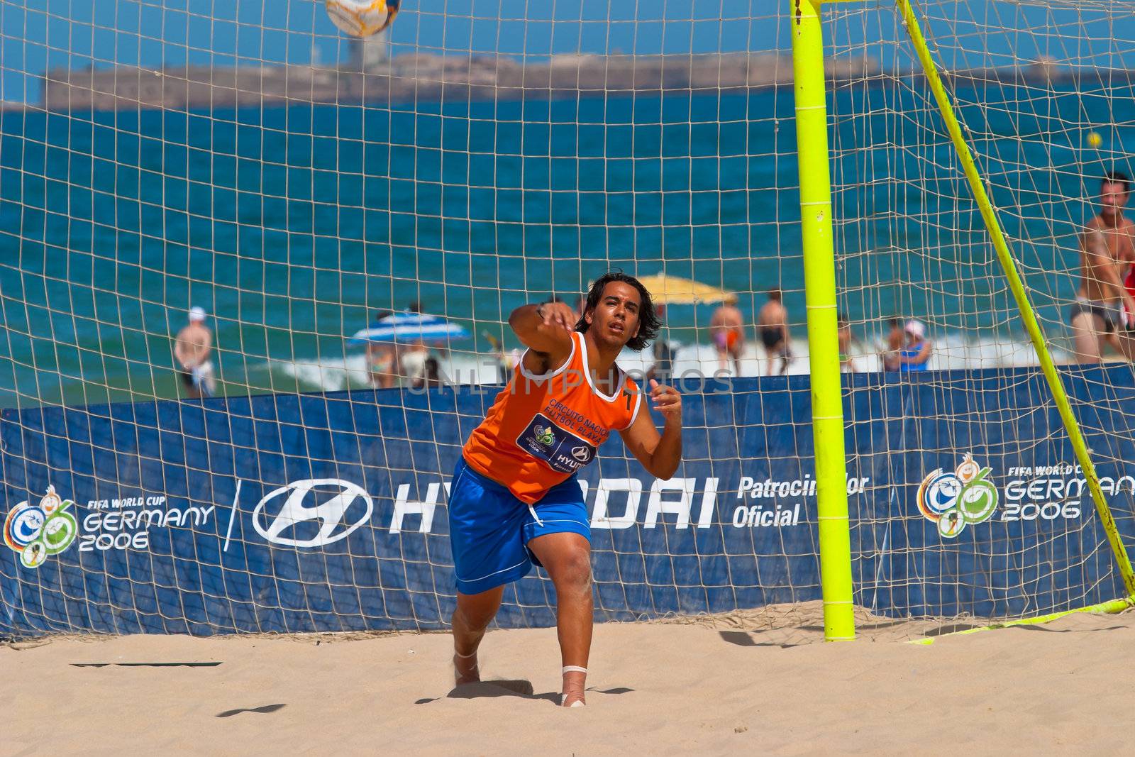 CADIZ, SPAIN -  JUL 22:  Unknown goalkeeper of unknown team playing the Spanish Championship of Beach Soccer on Jul 22, 2006 on the beach of La Victoria in Cadiz, Spain