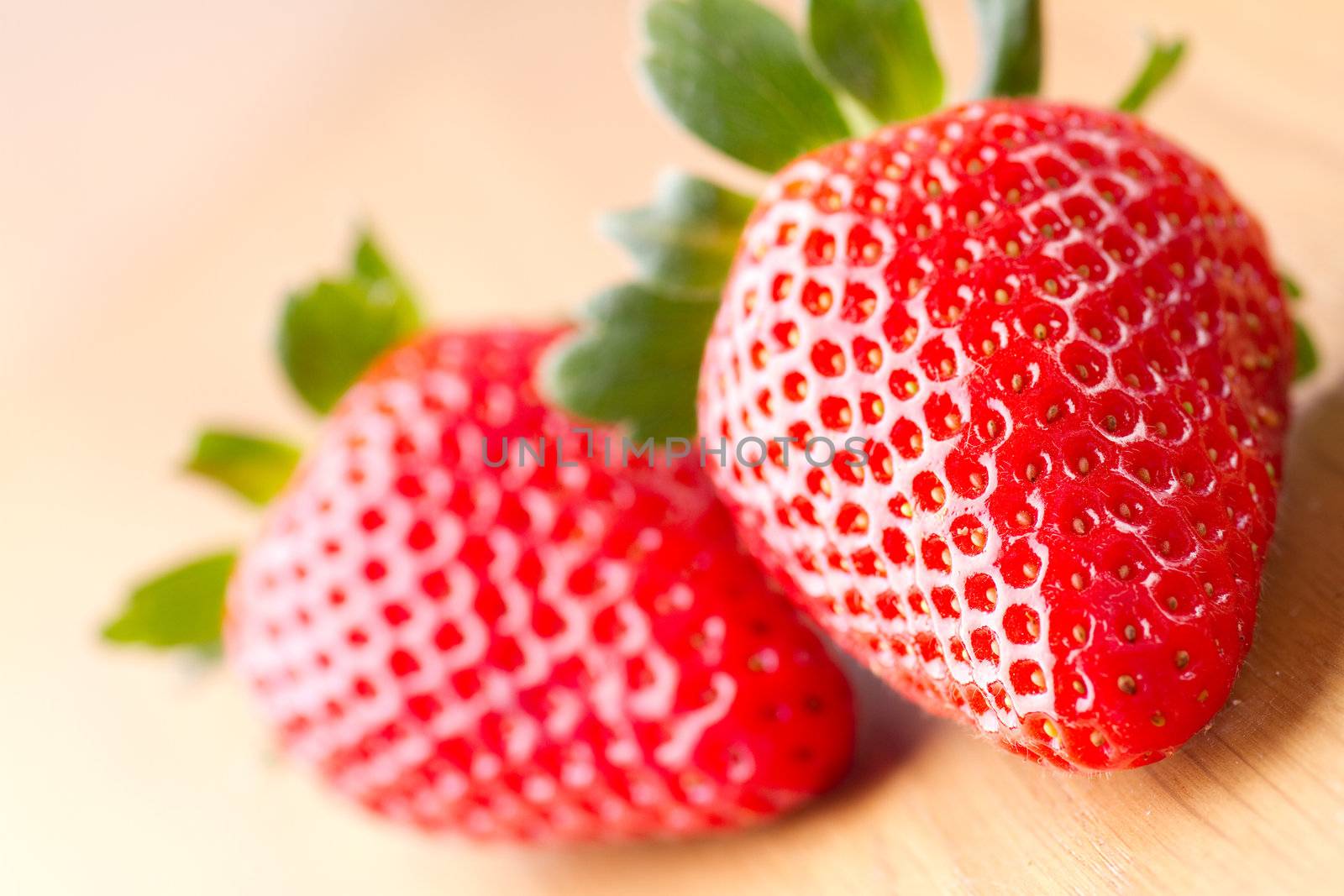 Strawberries by litleskare