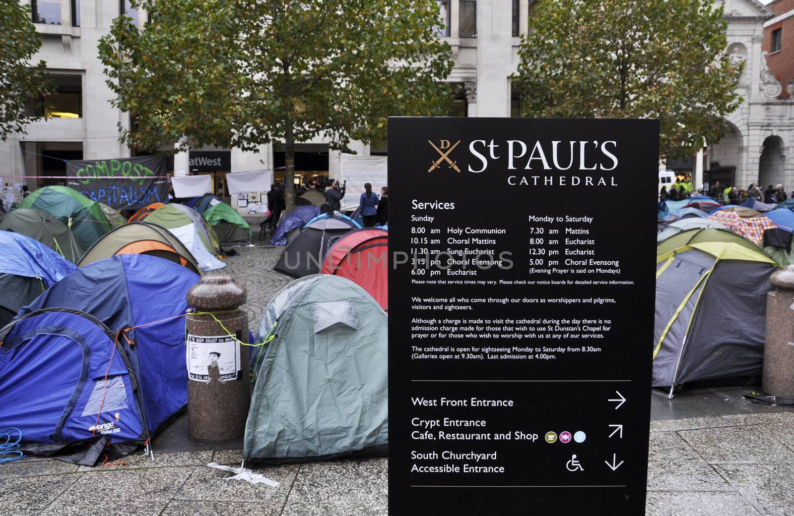 Occupy London encampment at St Paul's Cathedral on October 27, 2011 by dutourdumonde