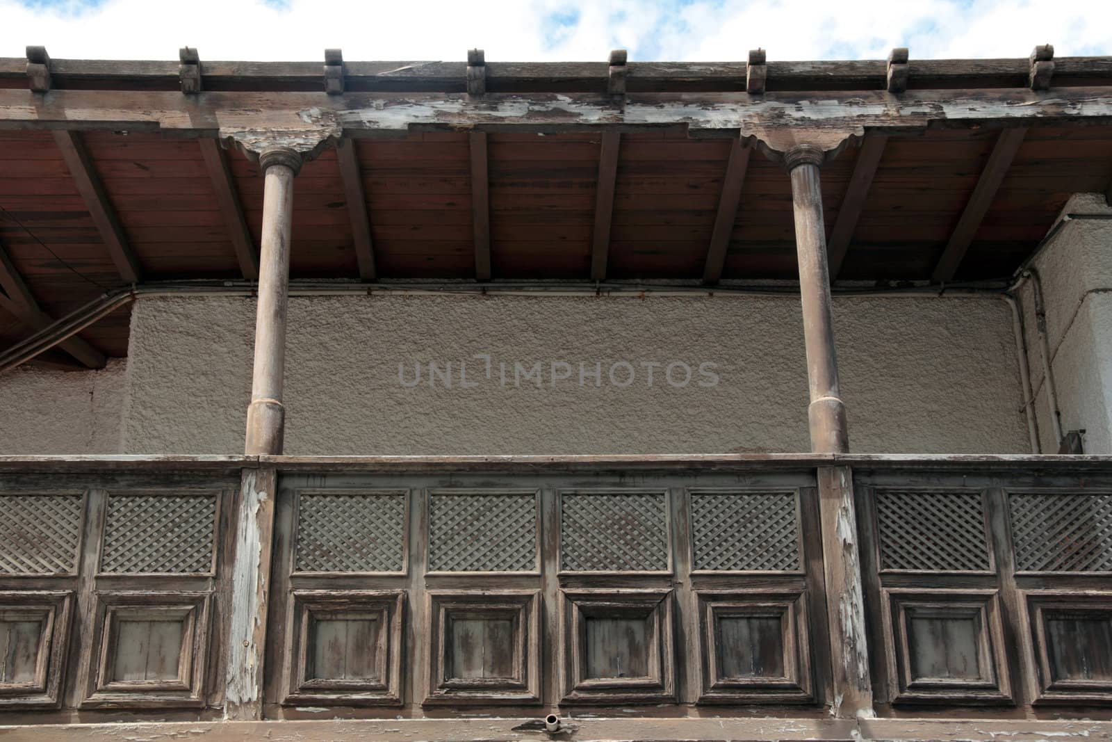 an view of apartments from the outside