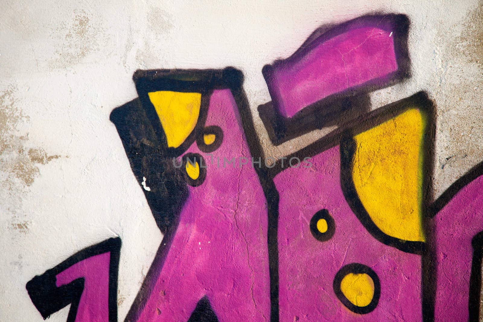 Sample of a kind of urban culture that comes true on the basis of painting the walls with spray and that commonly  is called Graffiti