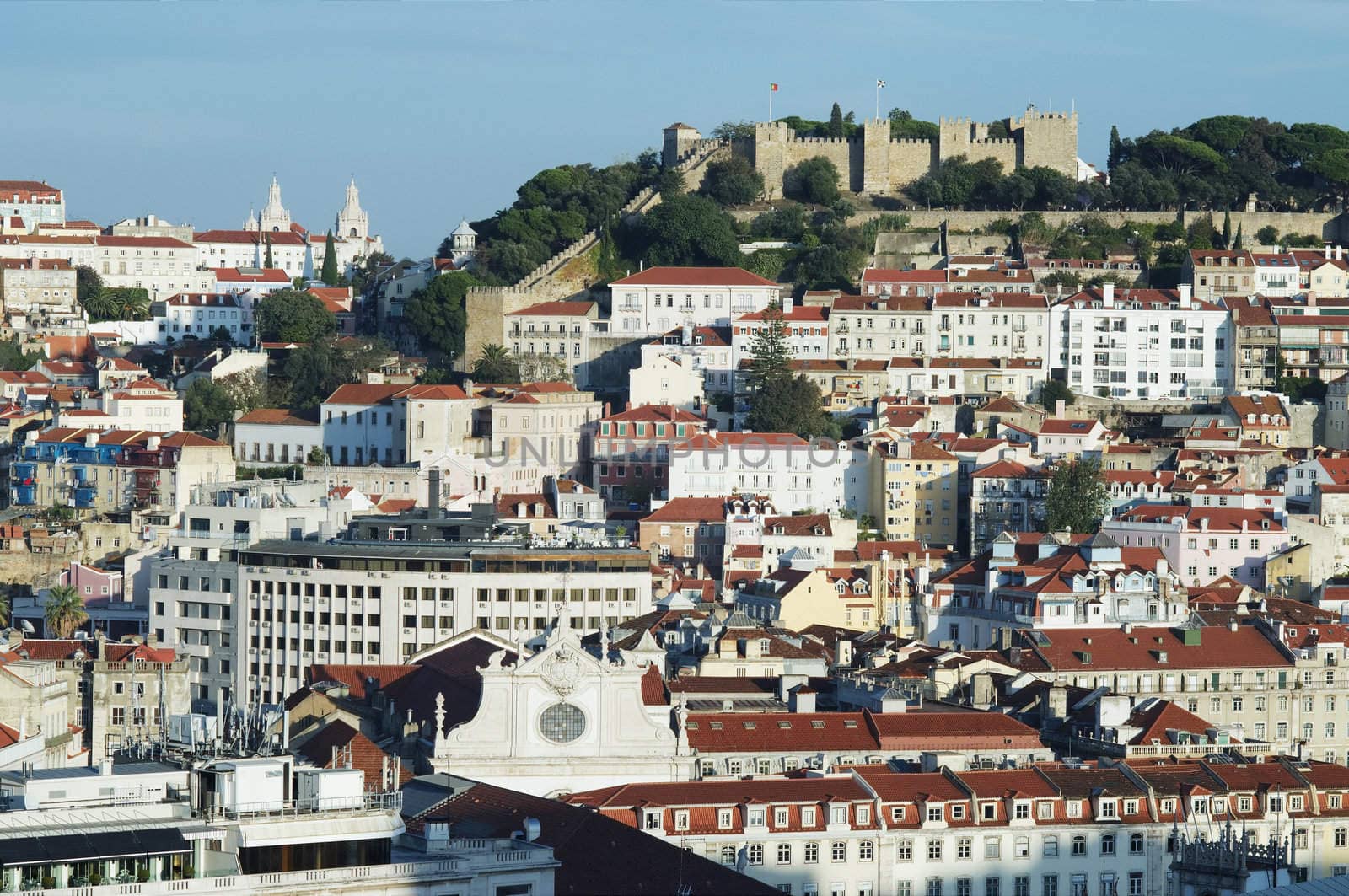 Lisbon view by t3mujin