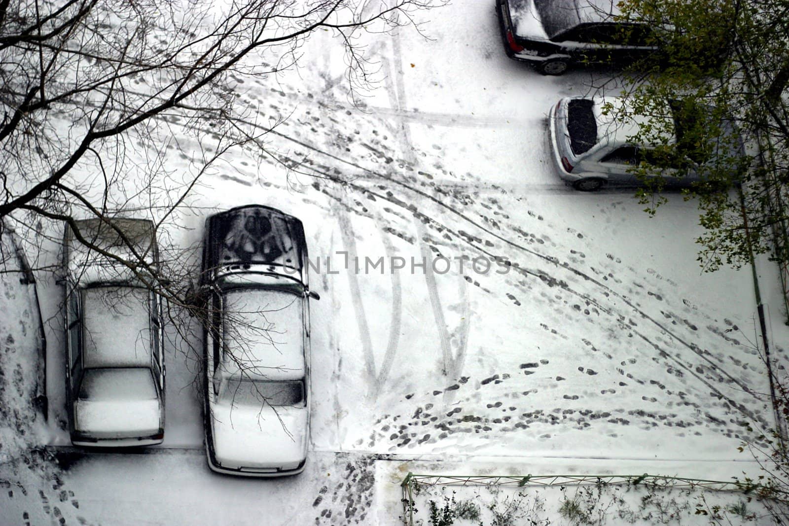 The image of a court yard with machines from above