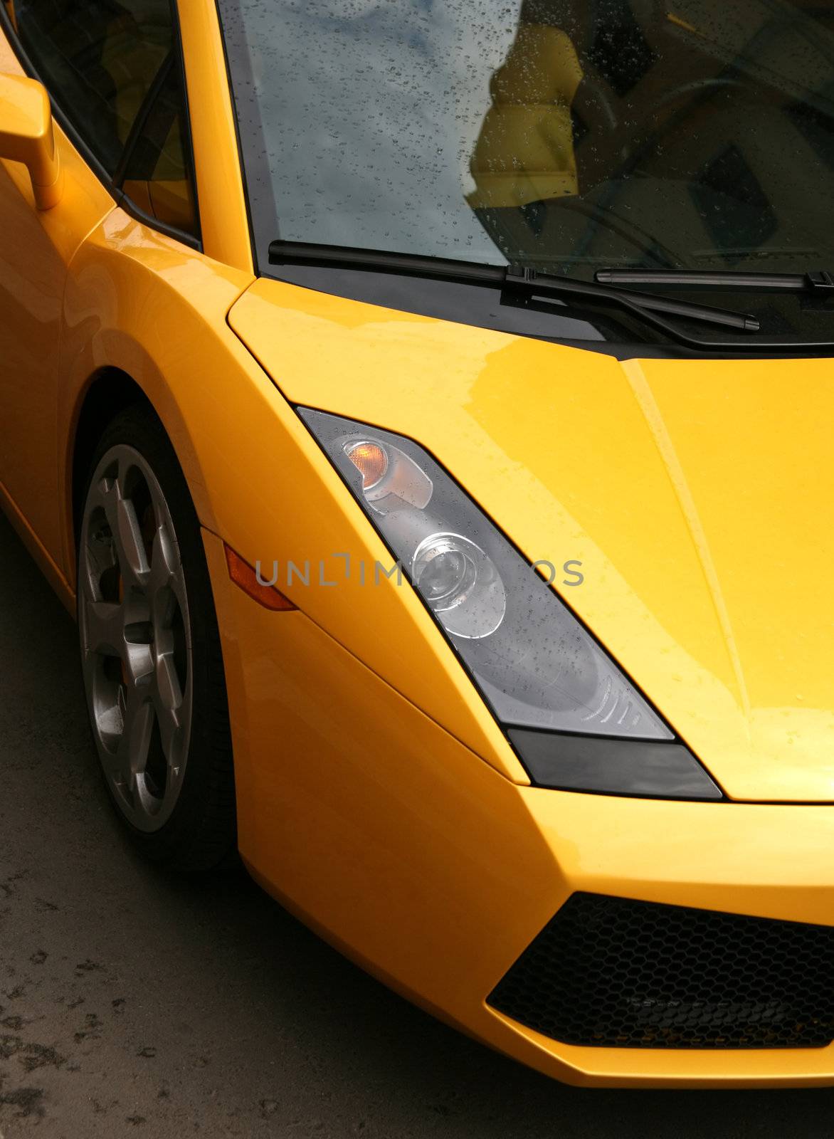 Detail of the magnificent yellow automobile