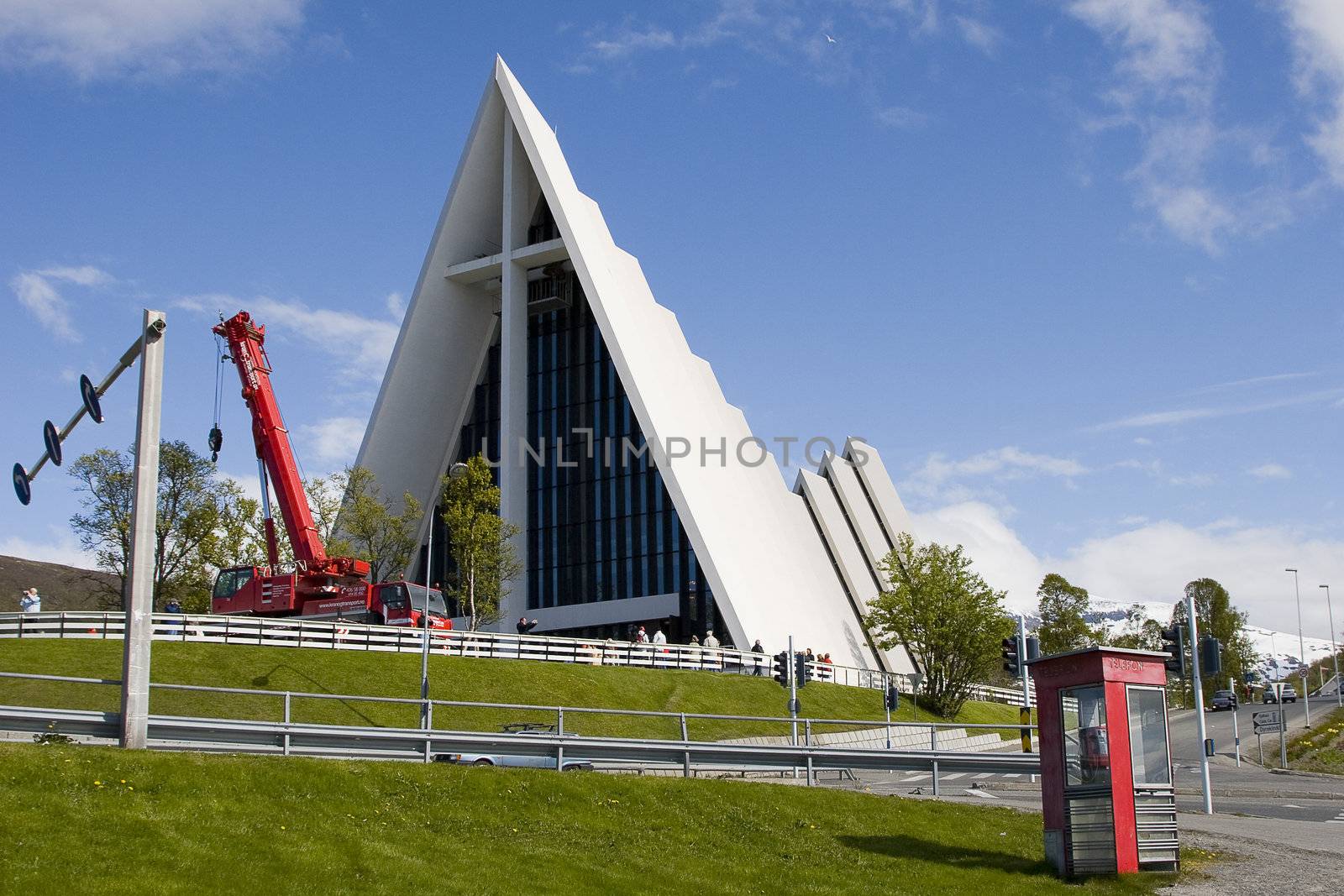 Tromsdalen Church by neko