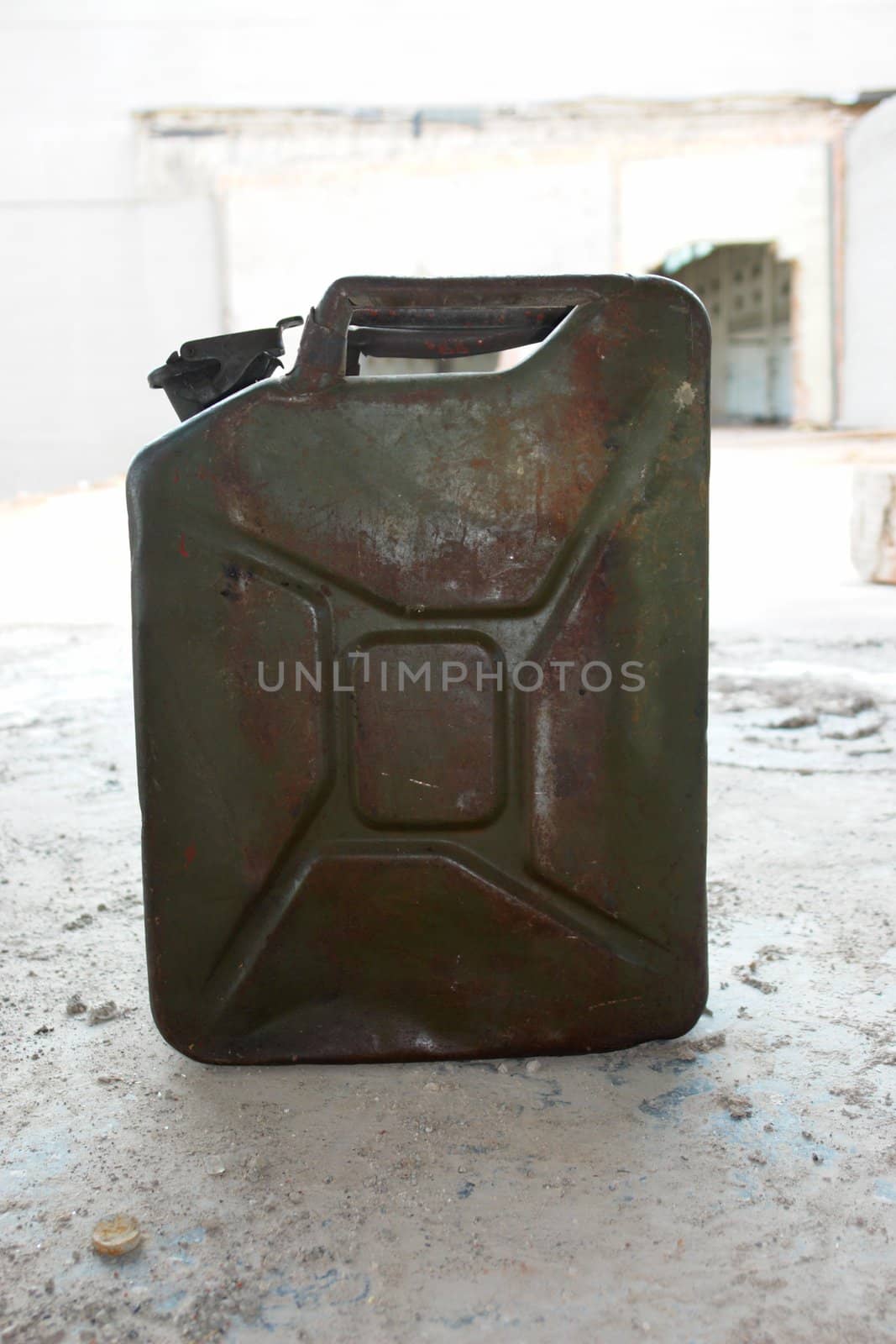 Jerrycan by yucas