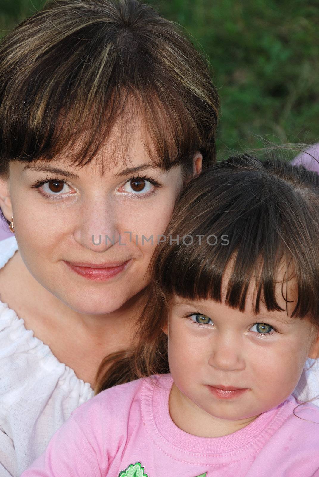 Mother and the daughter. A portrait of family, Russian nationality, 3 and 29 years