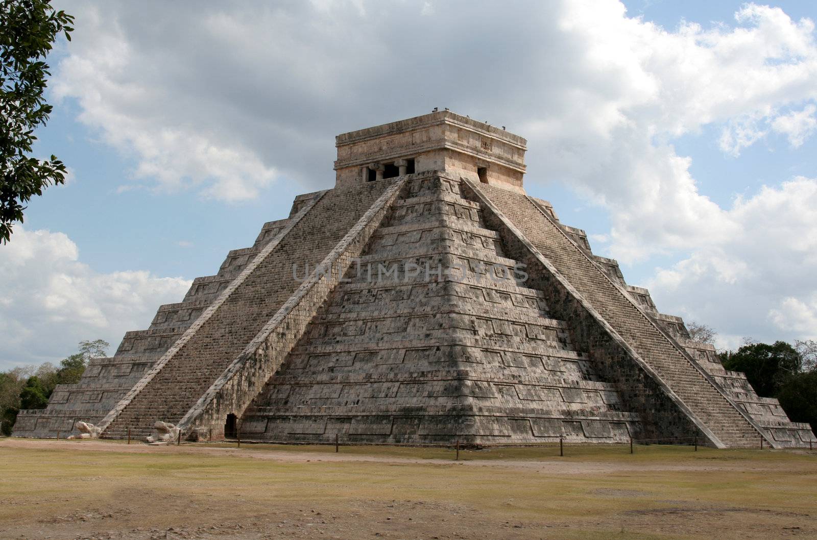 The temple of Kukulkan at Chichen Itza, (Mayan Ruins) in Mexico.

