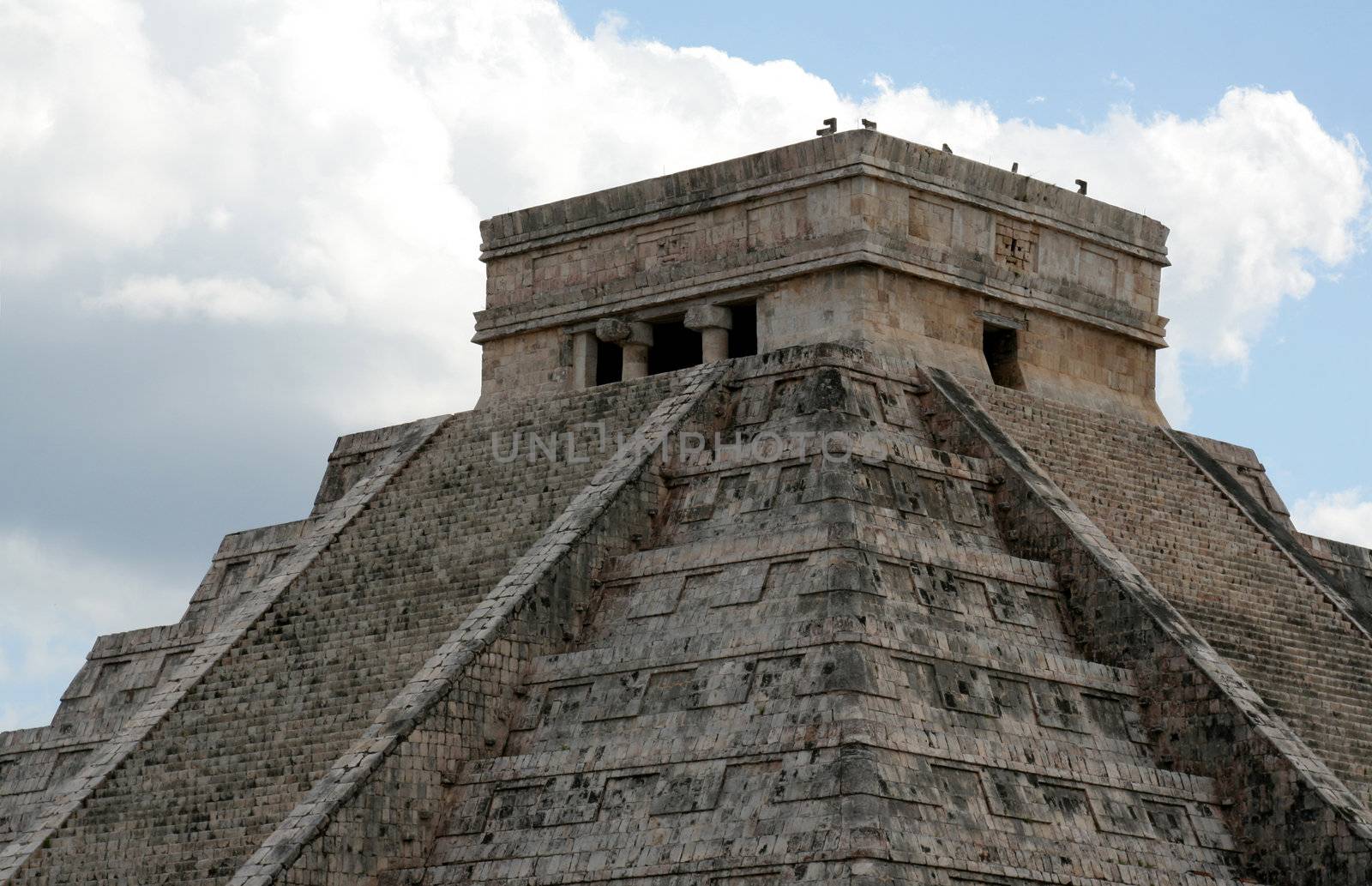 The top of the temple of Kukulkan at Chichen Itza, (Mayan Ruins) in Mexico.
