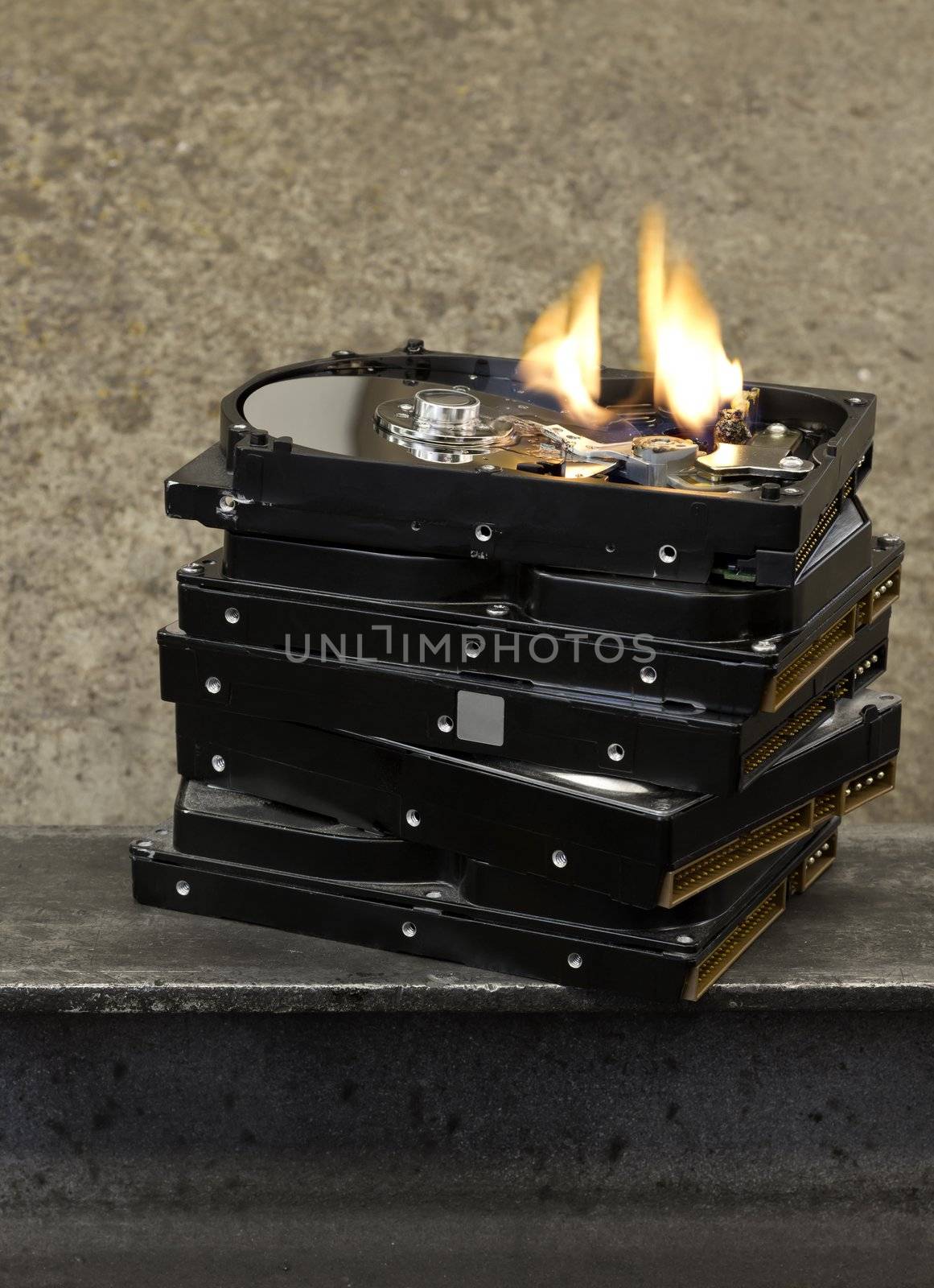 burning hard drive by gewoldi