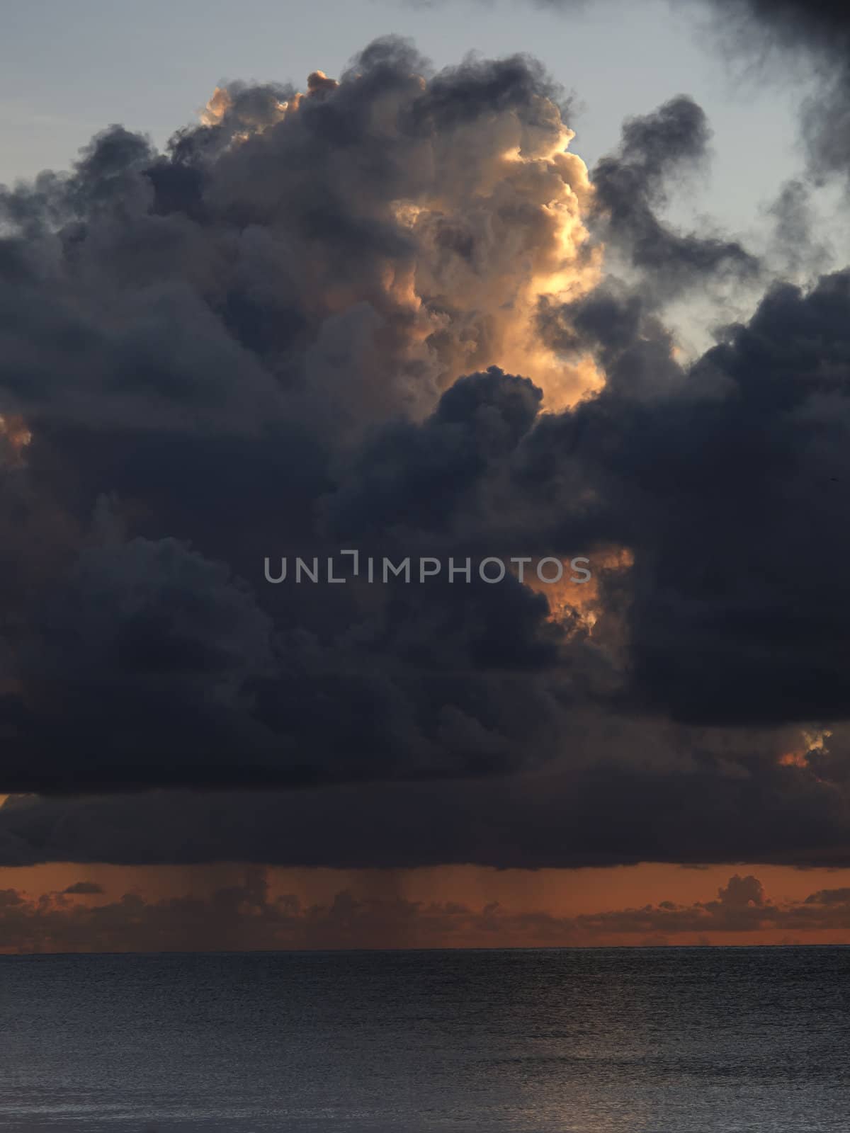 Storm cloud by mypstudio