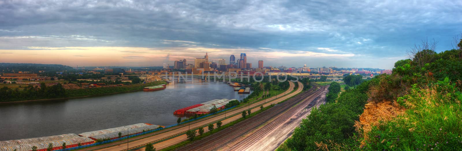 Cityscape panorama of St. Paul Minnesota by Coffee999