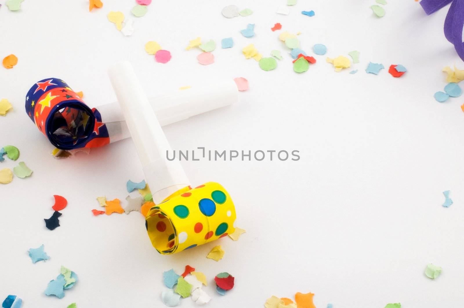 Party blowers with confetti  by sil