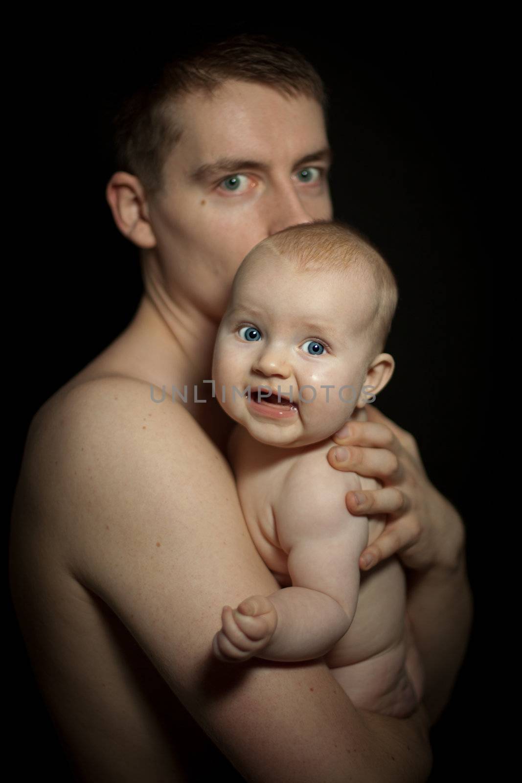 Vater und Baby by aidasonne