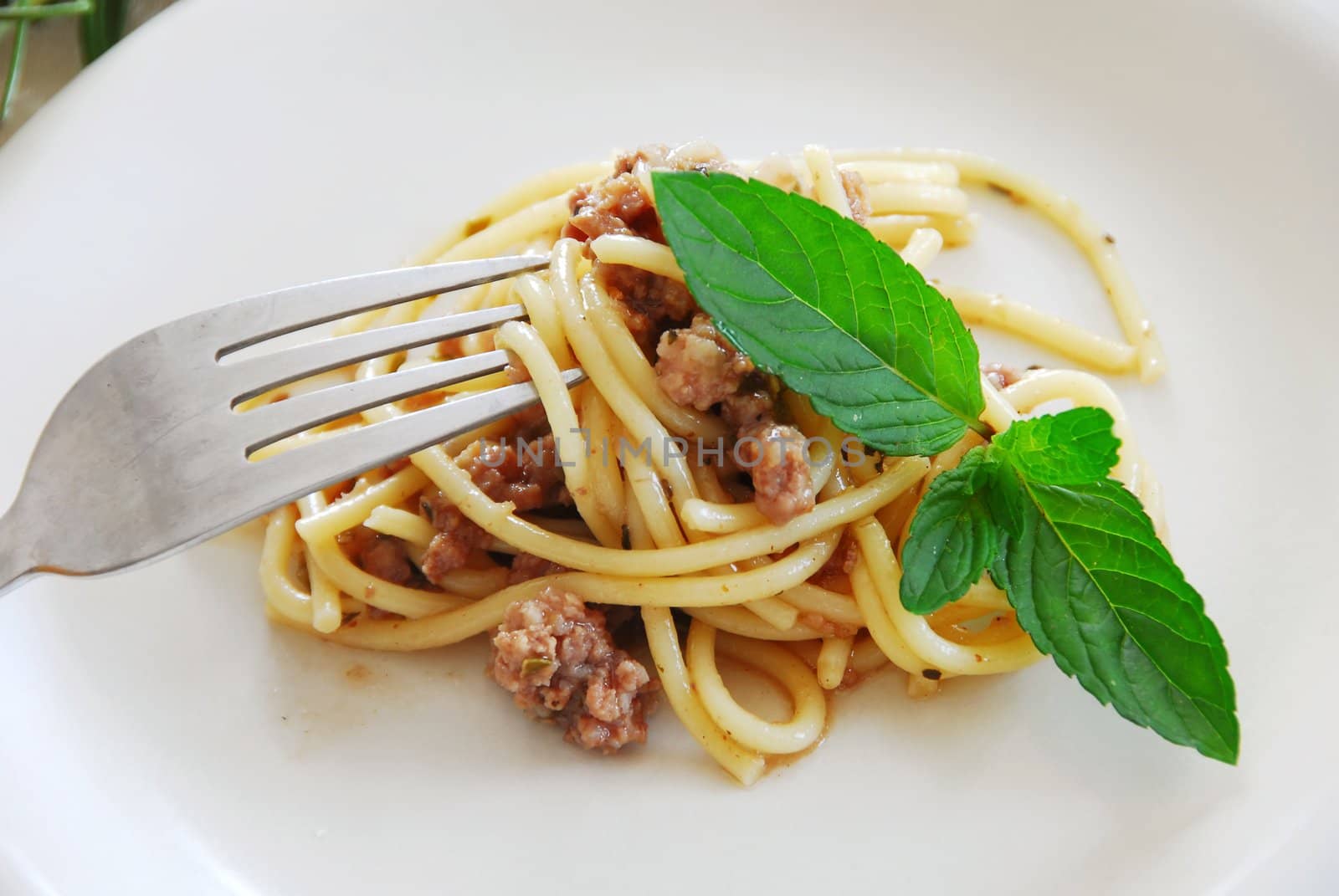 Spaghetti with minced meat by simply