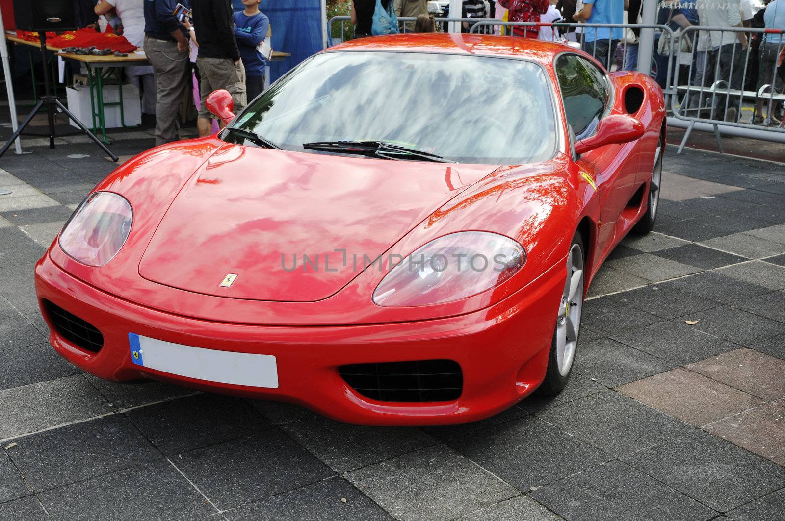 Front view of a Modena Ferrari by shkyo30