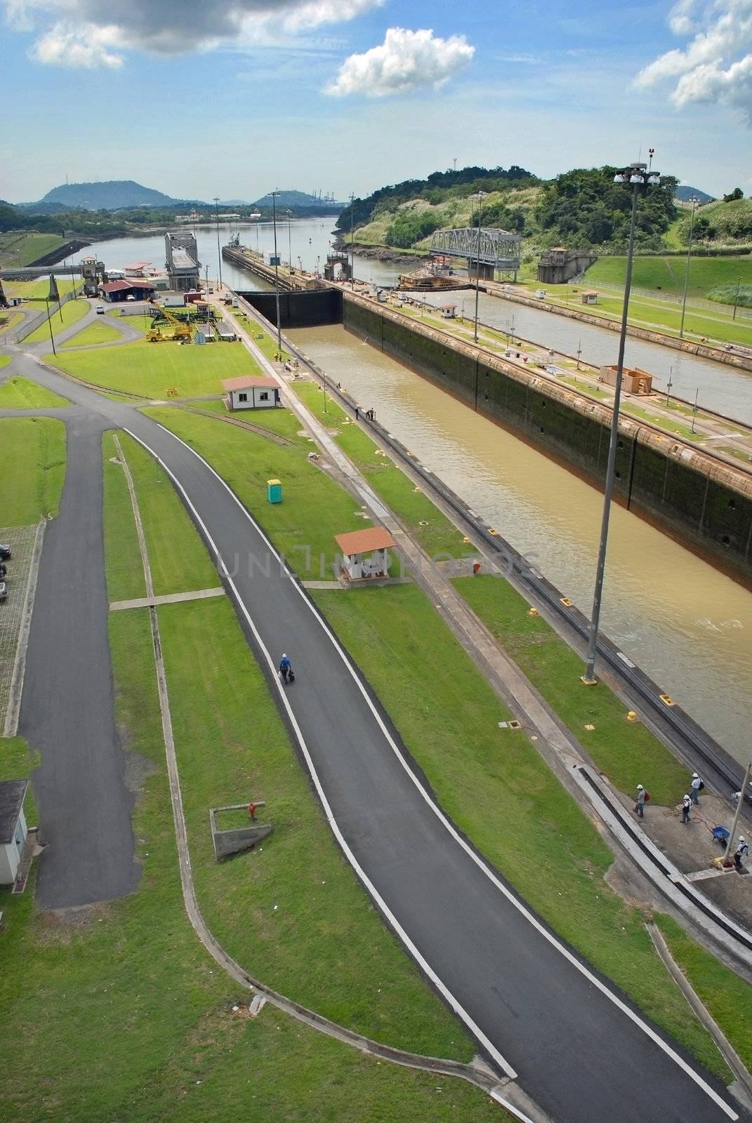 PANAMA-SEPTEMBER 10. Miraflores locks activity on September 10, 2006 in Panama Canal. Located at the narrowest point between the Atlantic and Pacific oceans, Panama Canal has had a far-reaching effect on world economic development