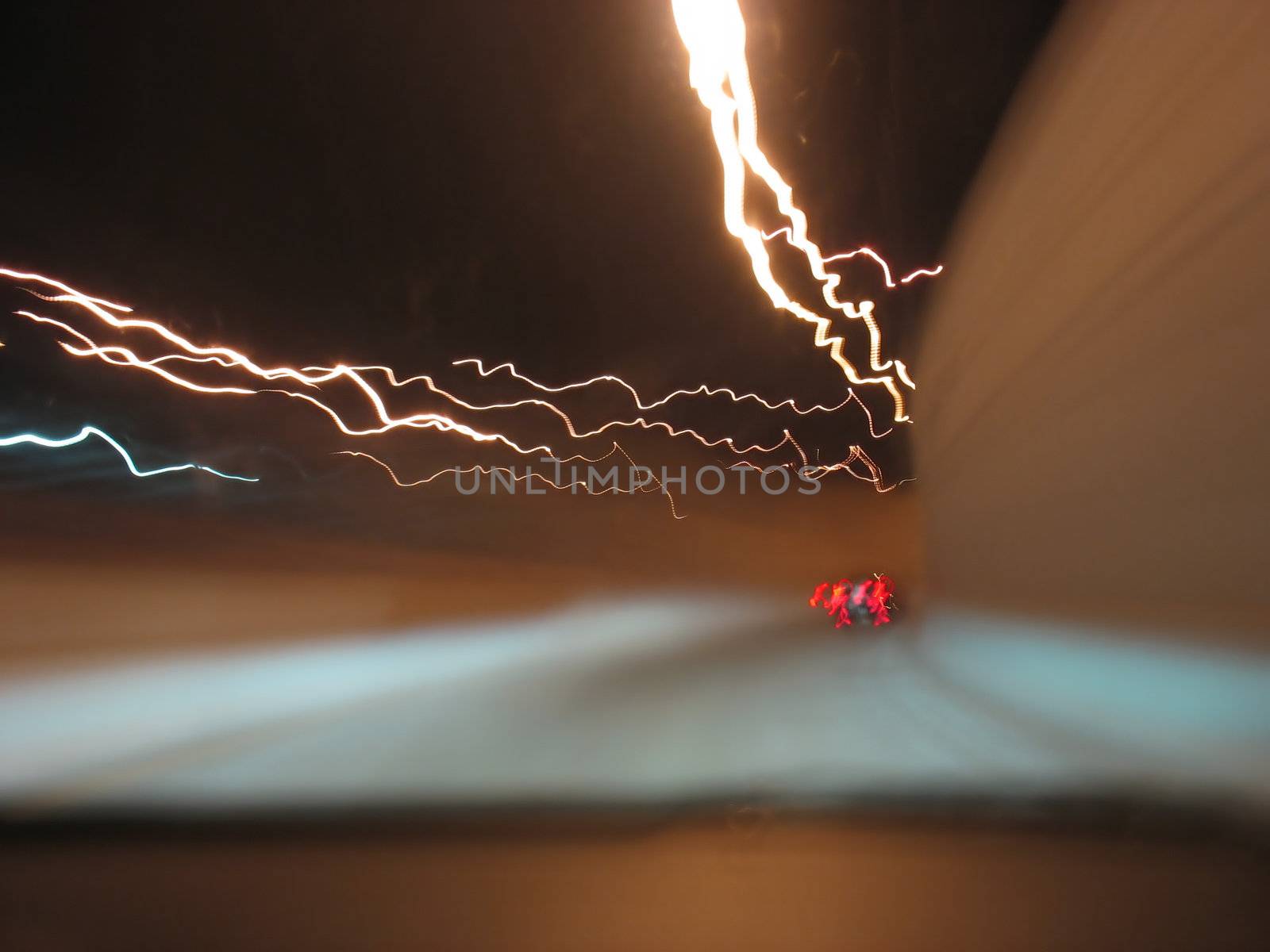 playing with light - a nightshot on the highway