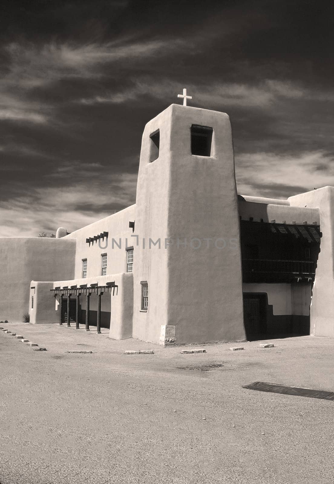 Church El Christo Rey by jol66
