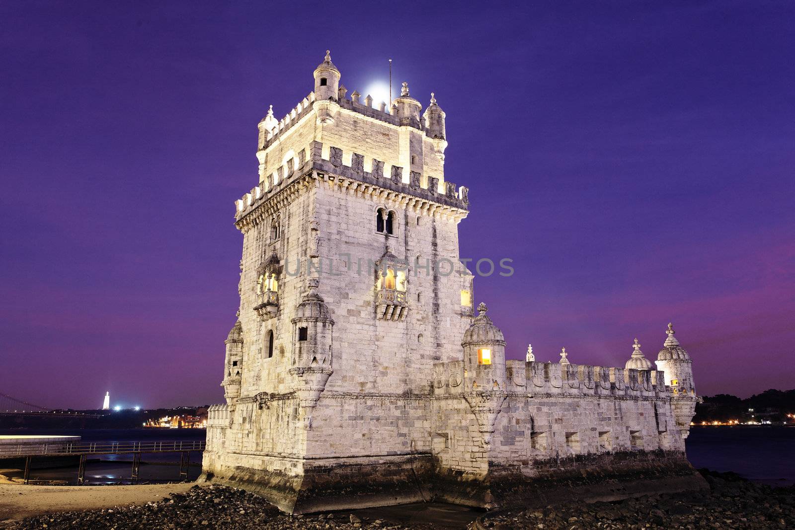 The Tower of Belem by night by vwalakte