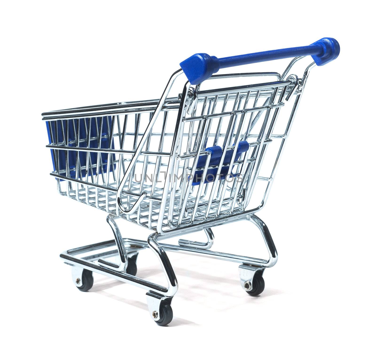 metal shopping trolley by Erchog