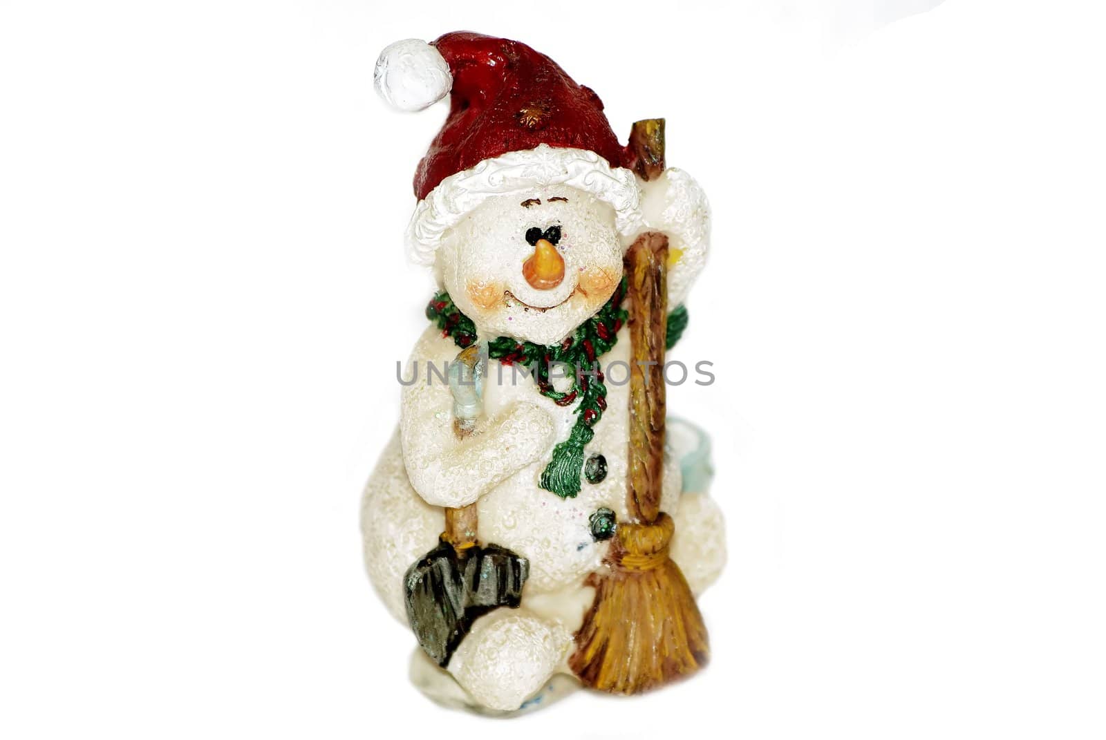 Statuette of snowmen with broom