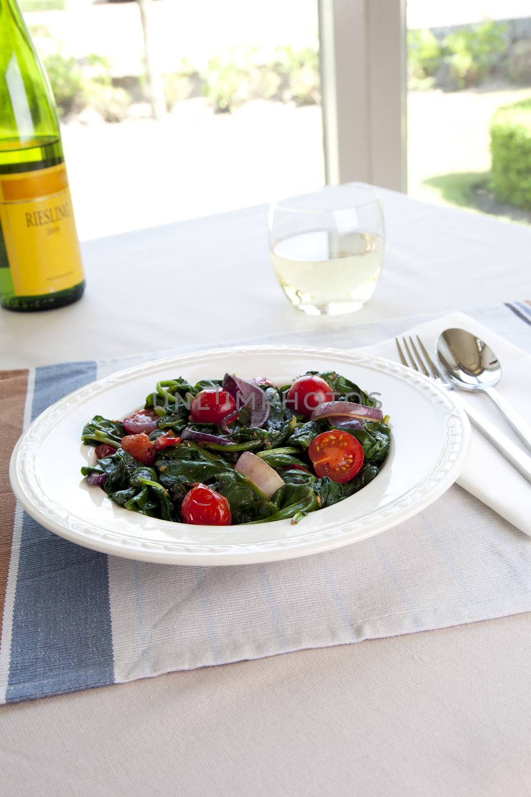 Spinach Salad Starter by charlotteLake