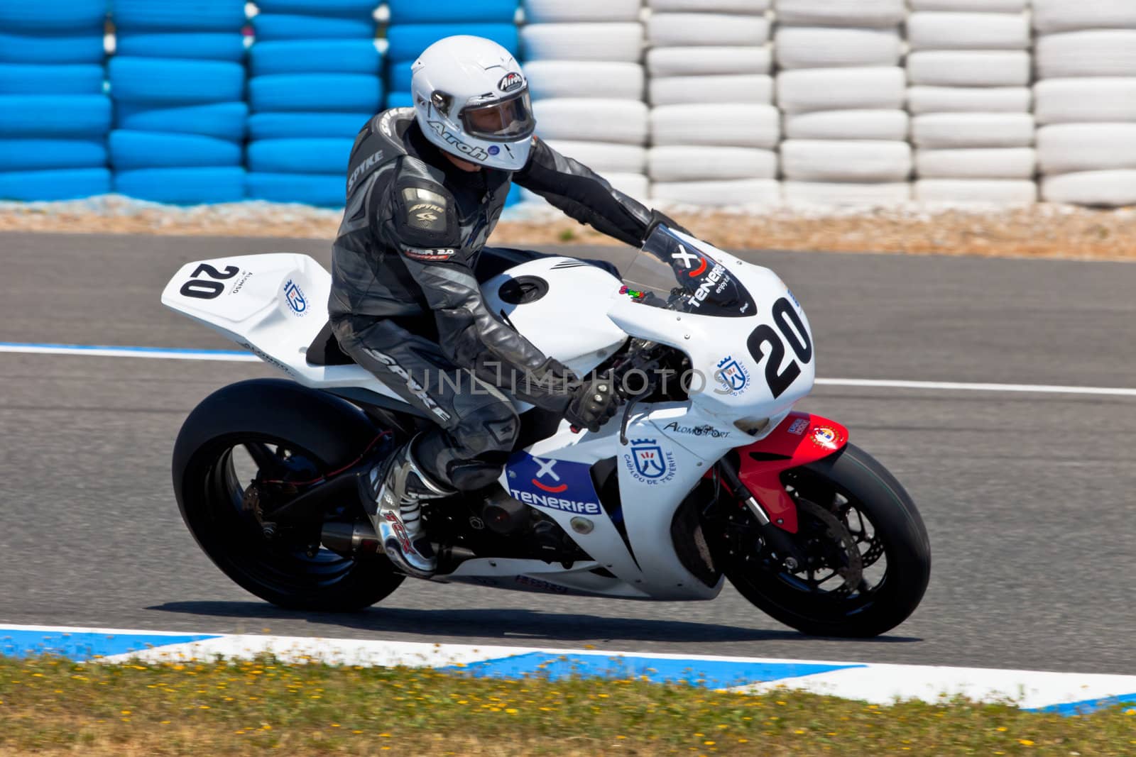 JEREZ DE LA FRONTERA, SPAIN - APR 17: Stock Extreme motorcyclist Juan Alonso takes a curve in the CEV Championship race on April 17, 2011 in Jerez de la Frontera, Spain