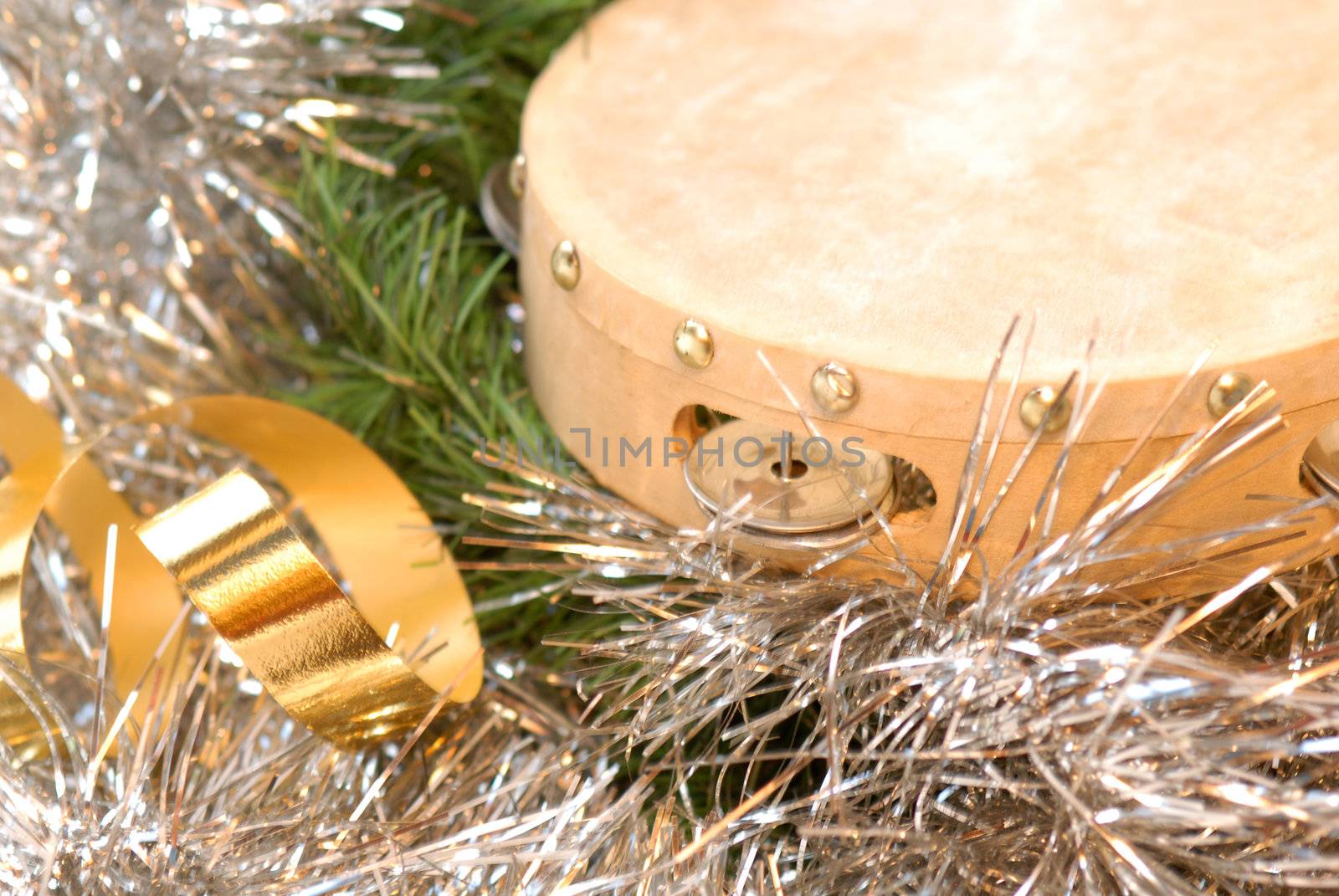 Tambourine Christmas card by Carche