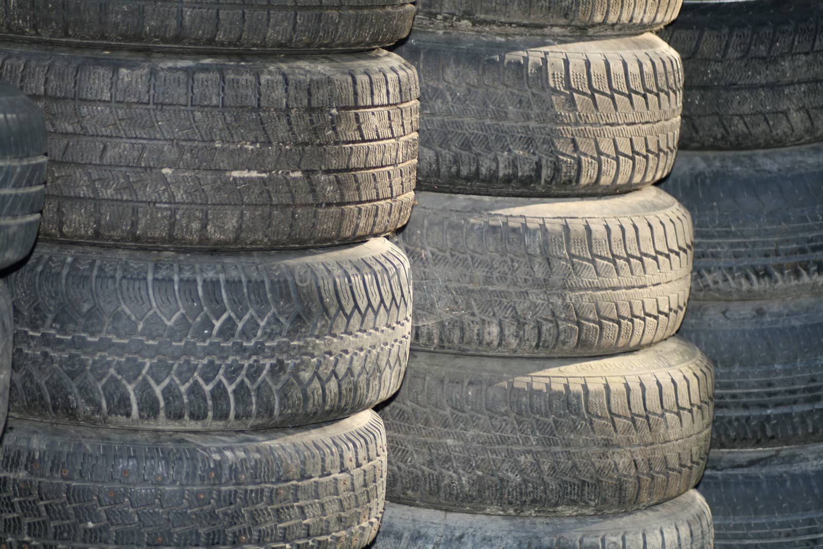 Tires by Eirik2301