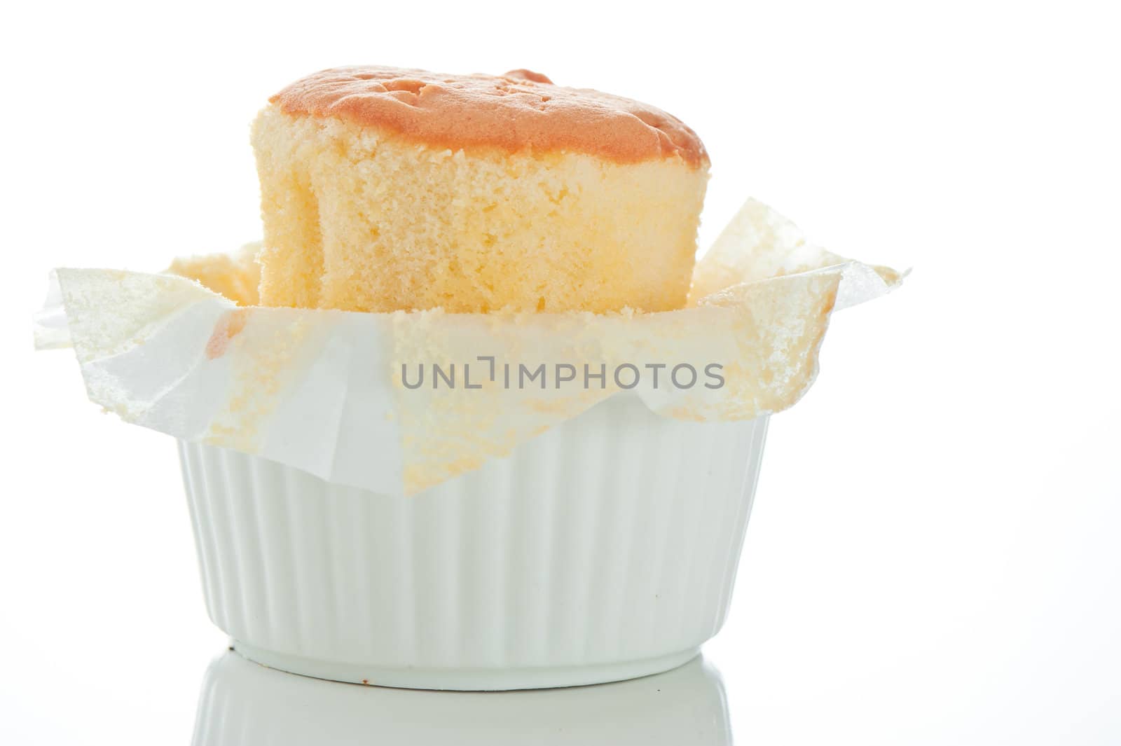 Cupcake in a rameki