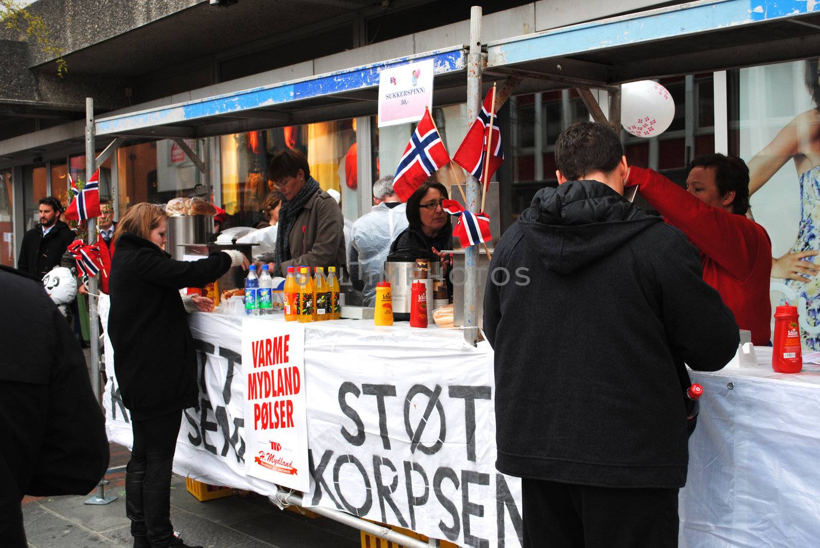 Hot dogs sold to the benefit of local marching bands during the norwegian national day 17th of may in Tromsø (2011).
