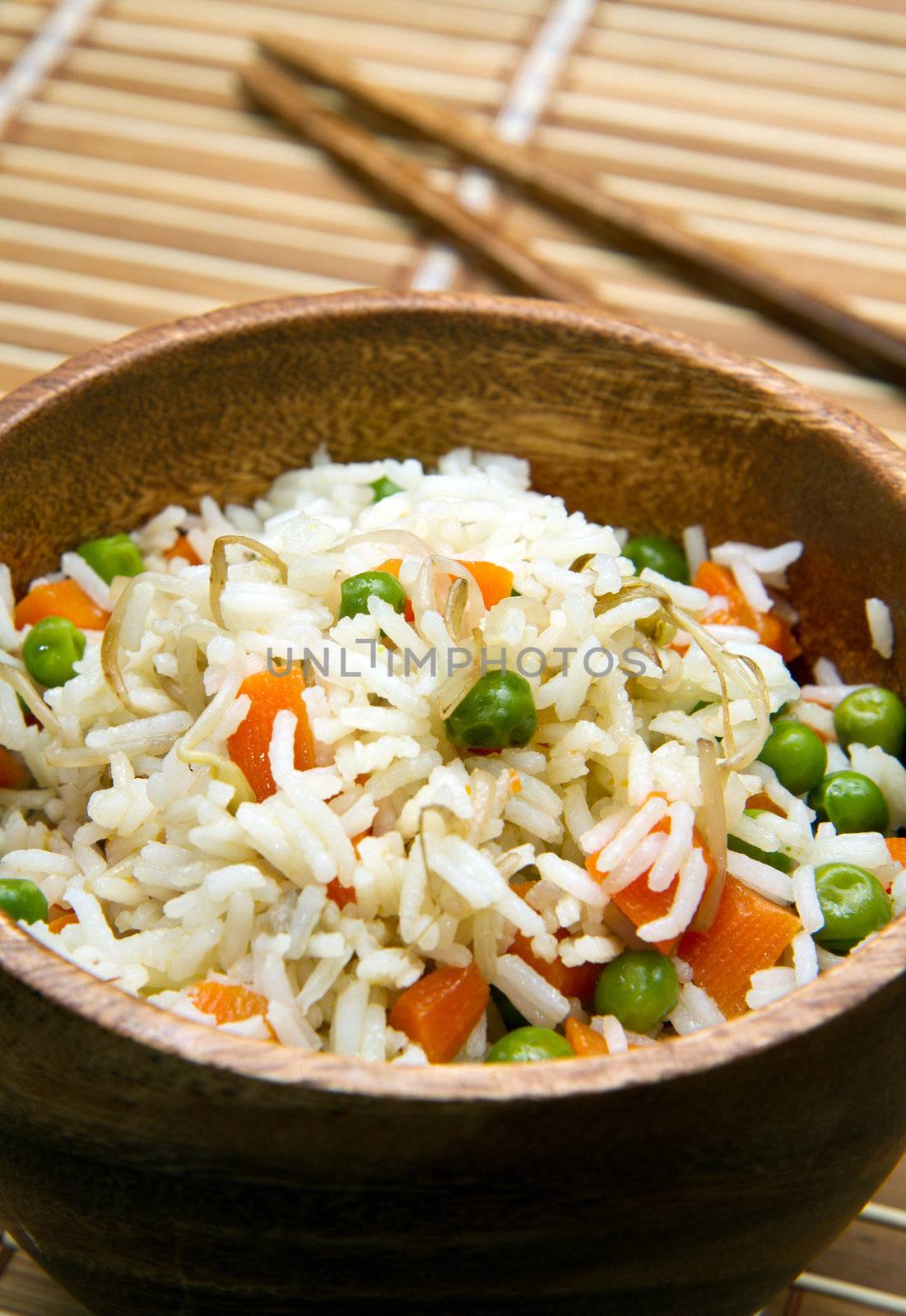 Chinese fried rice with carrots, peas and soybeans