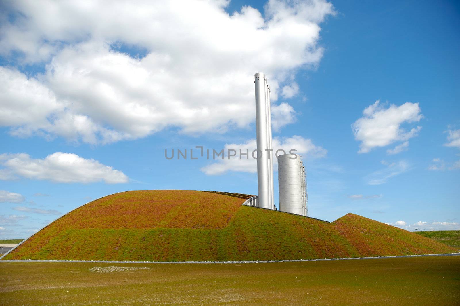 Non polluting factory which is producing gas based on organic waste materials.