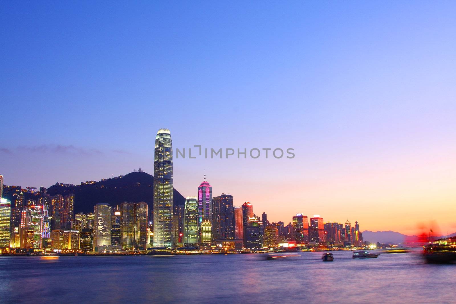 Hong Kong skyline at night by kawing921