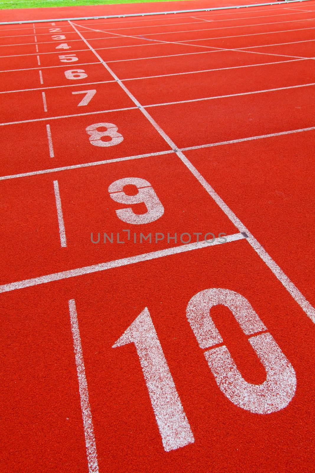 Running track with number 1-10