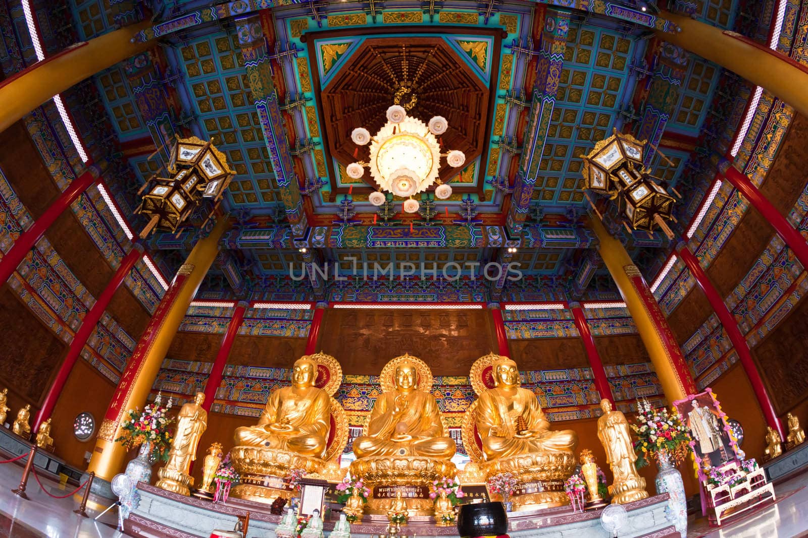 Super Wide Angle of three golden buddha by Suriyaphoto