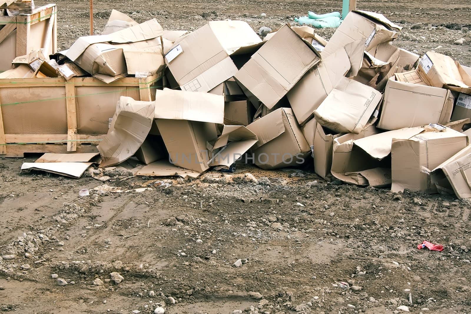 Cardboard Recycles by suwanneeredhead
