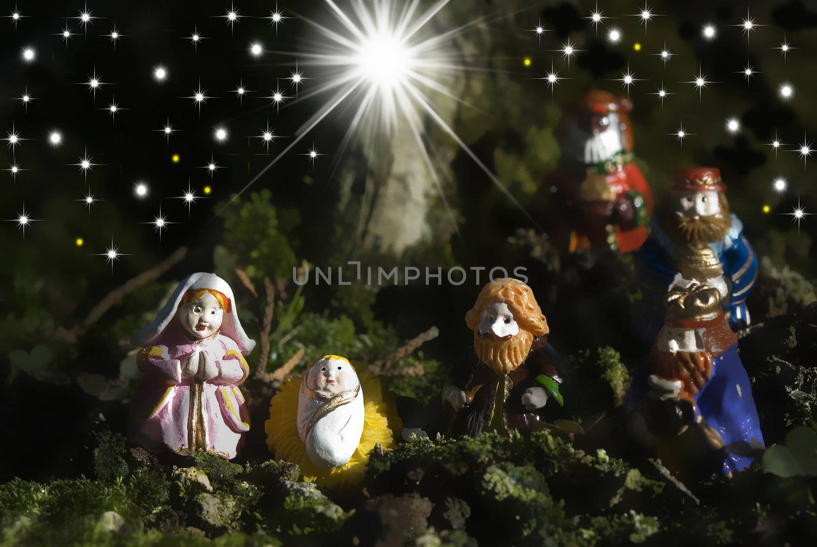 Christmas greeting cards, figurines of the Holy Family and three wise men