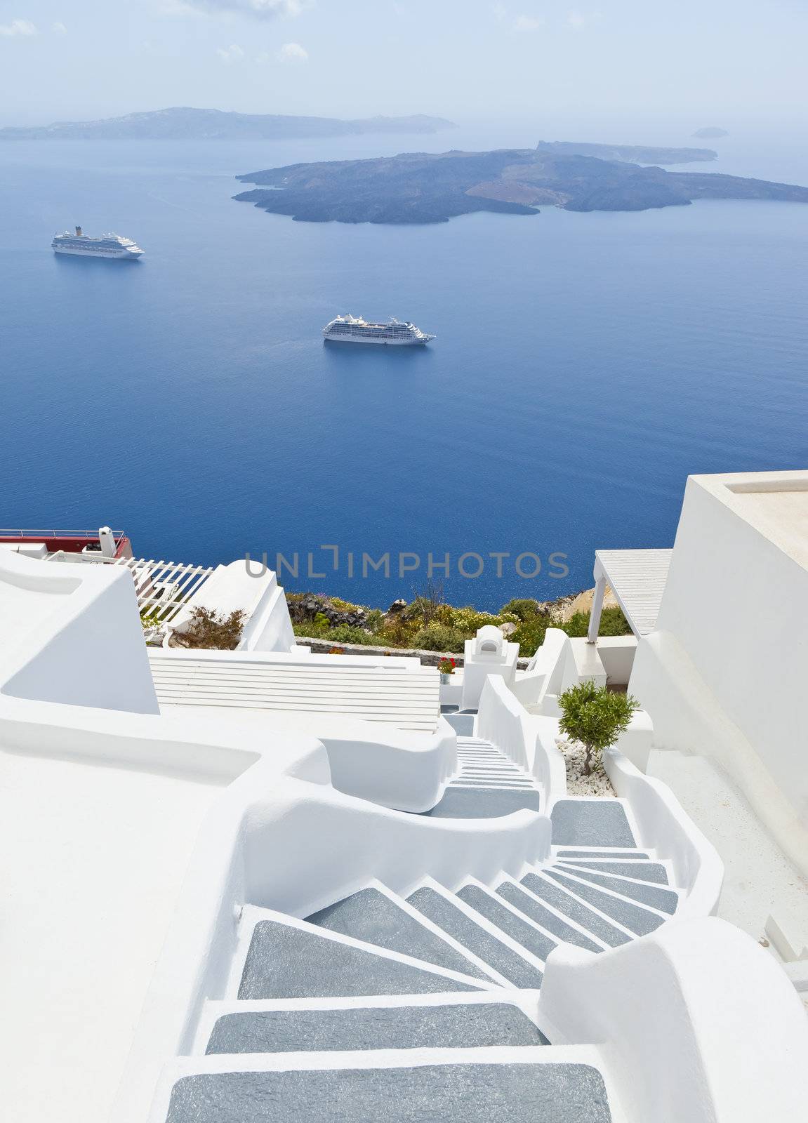 An image of Santorini island of Greece