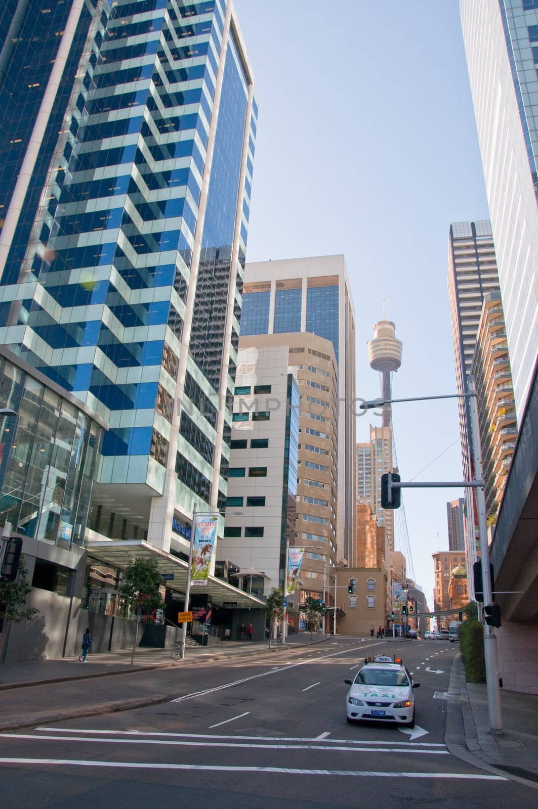 buildings in downtown sydney, australia