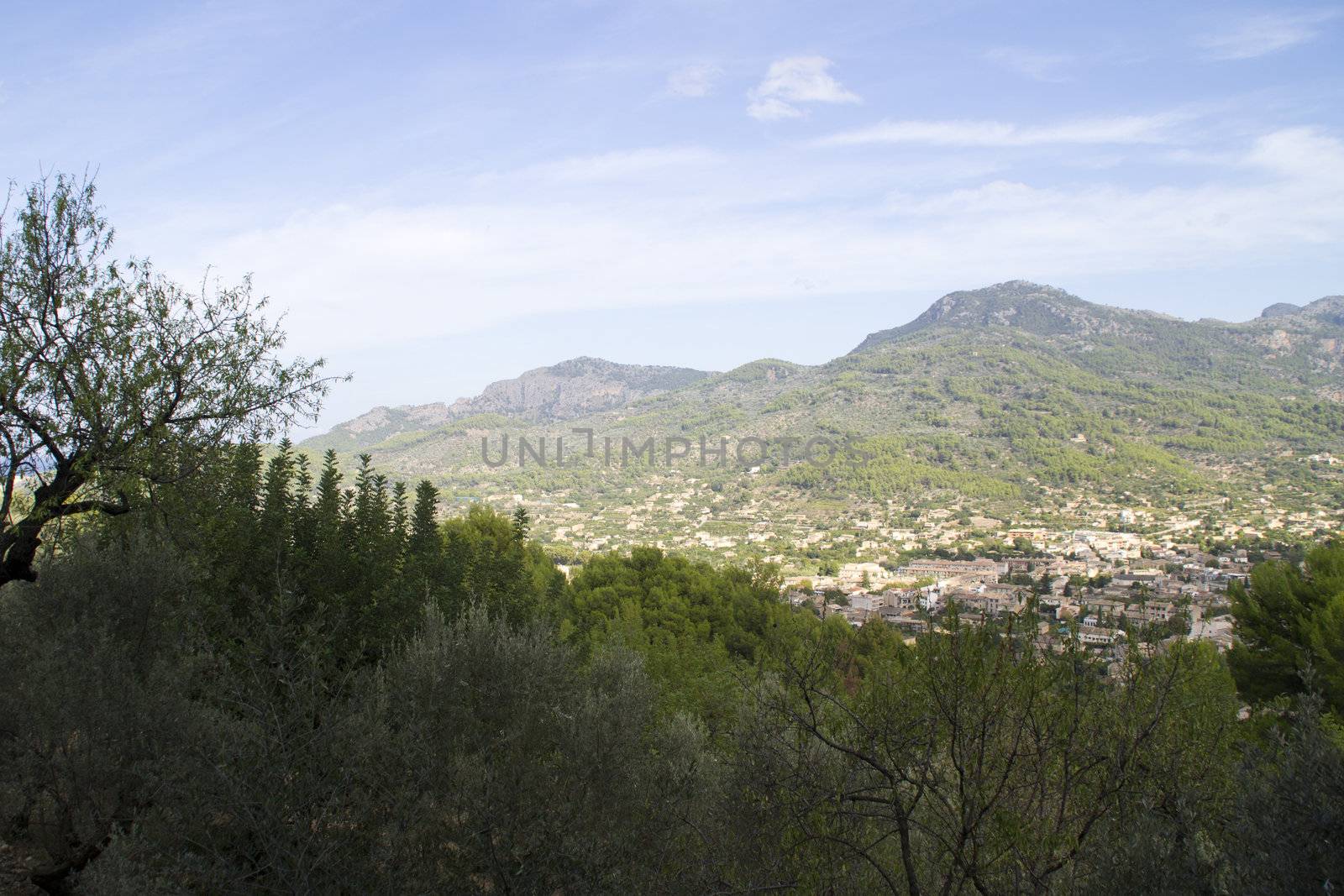 village between the mountains of Mallorca