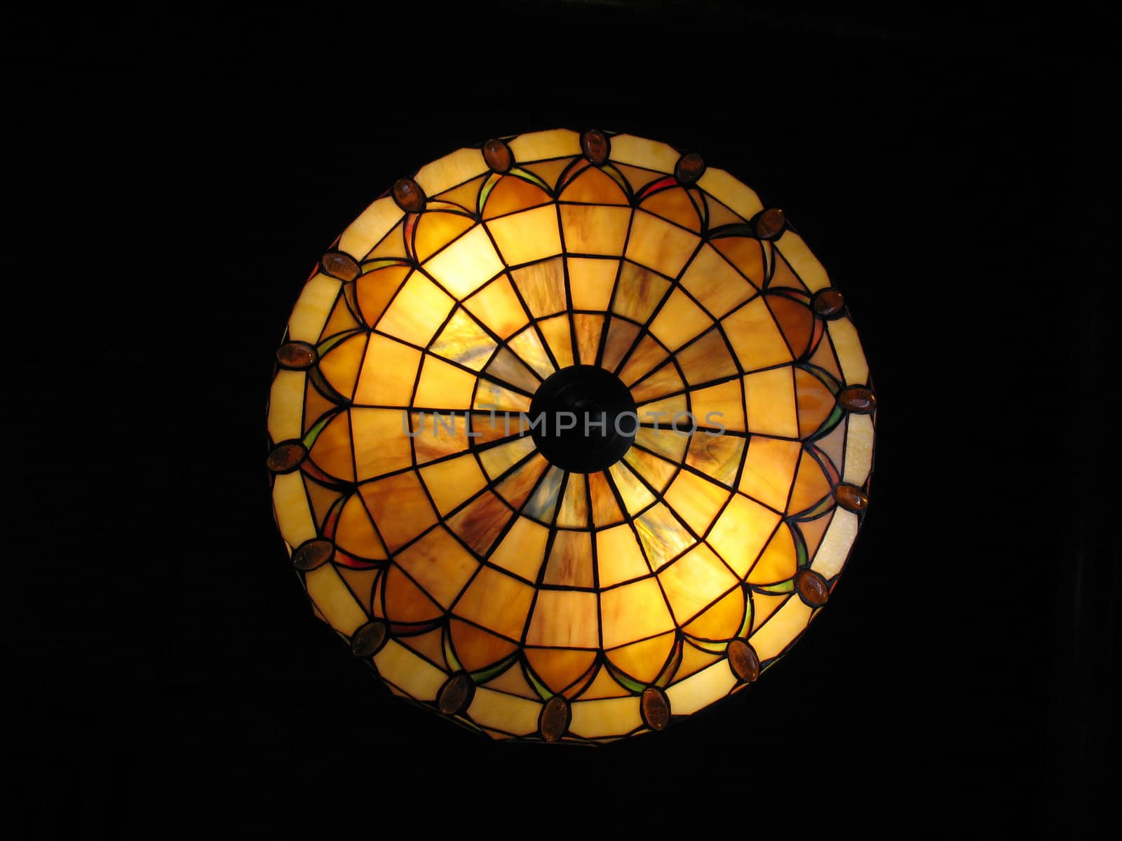 stained glass lamp by graficallyminded
