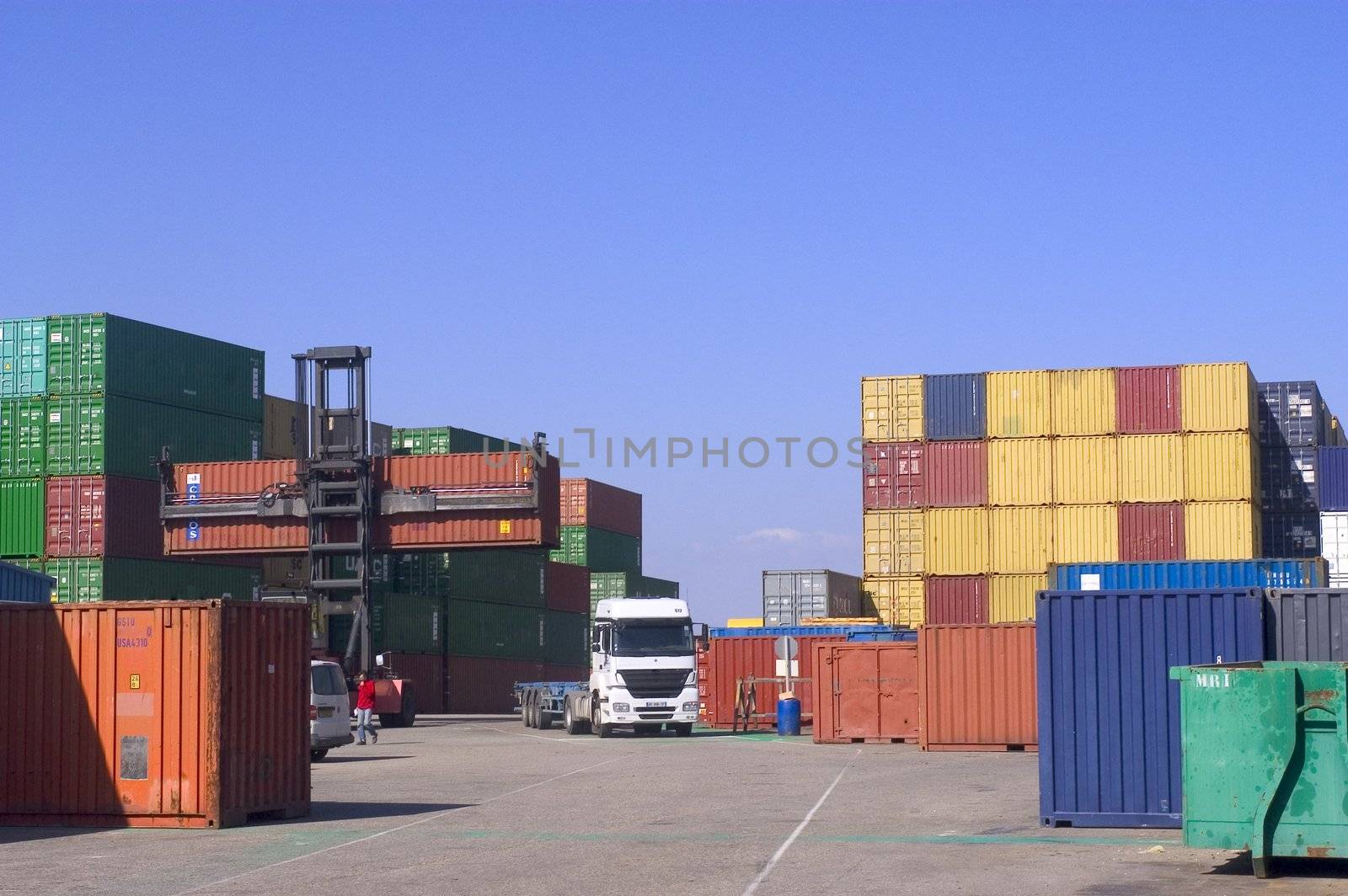 containers at the port for shipment by gillespaire