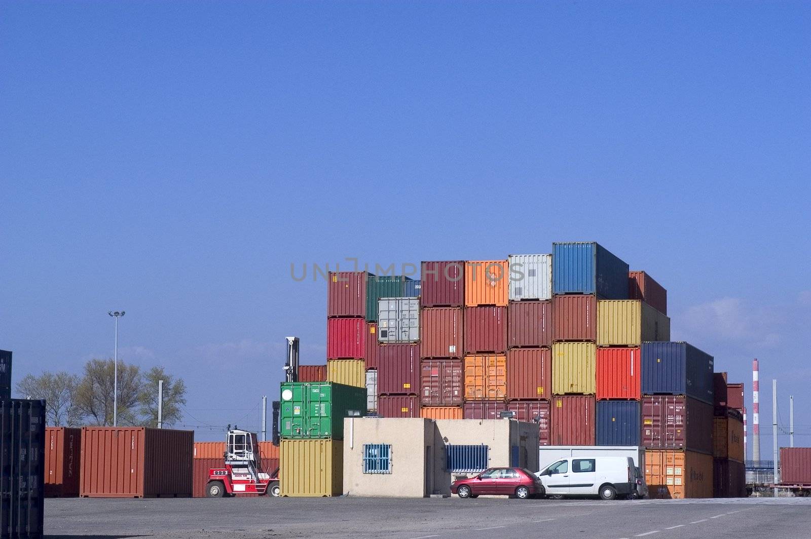 containers at the port for shipment by gillespaire