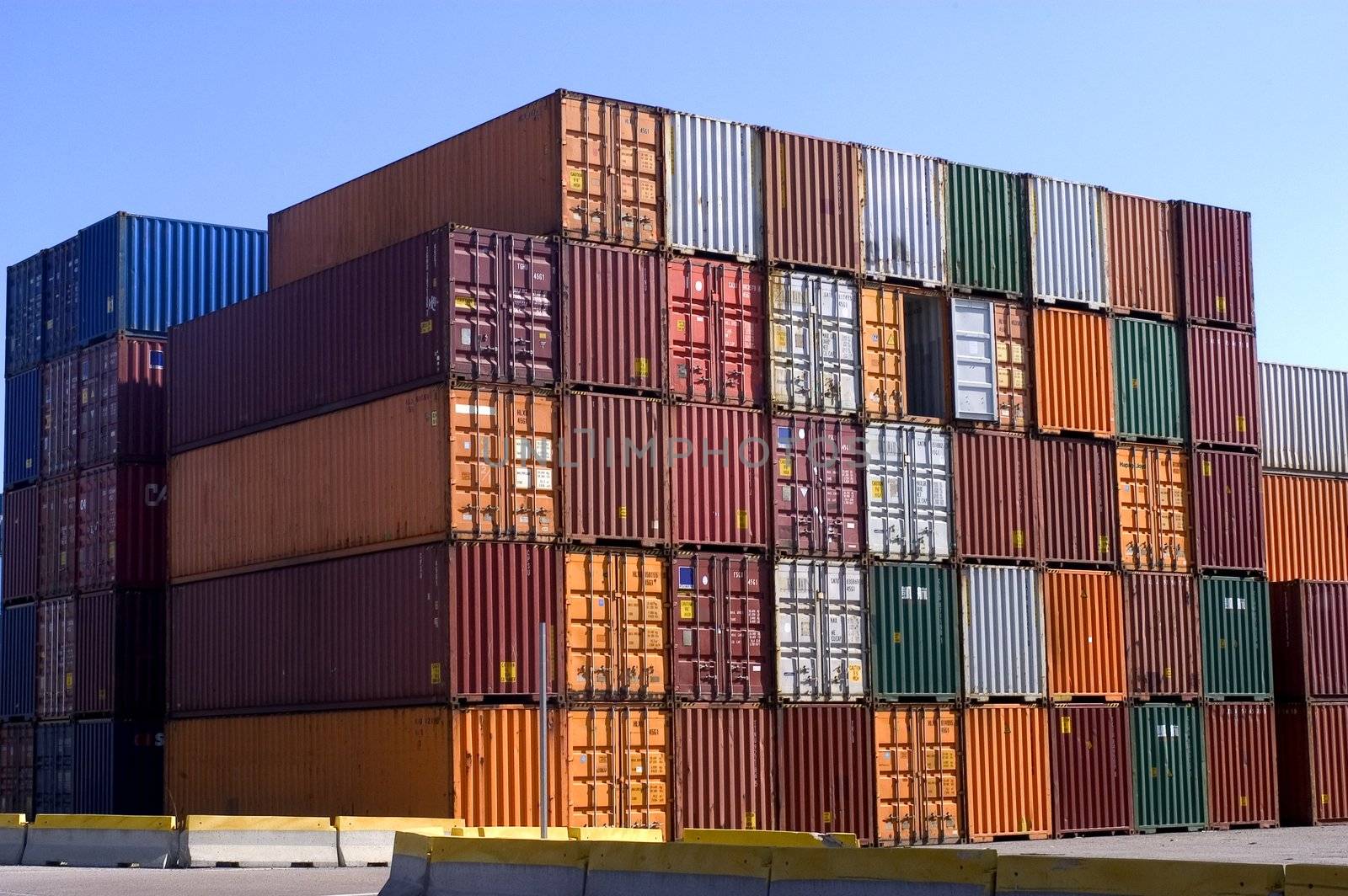 containers at the port for shipment by gillespaire