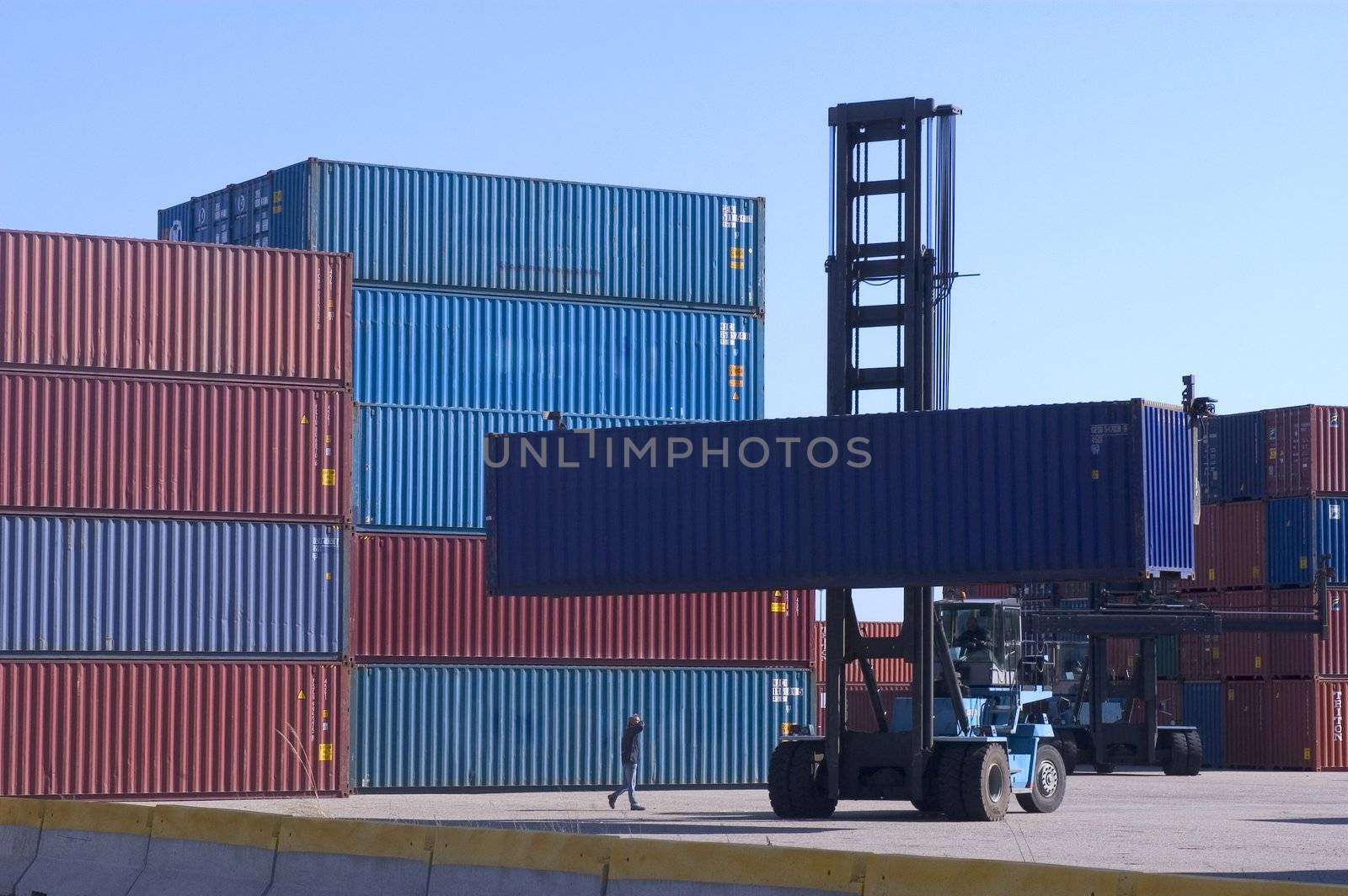 containers at the port for shipment by gillespaire