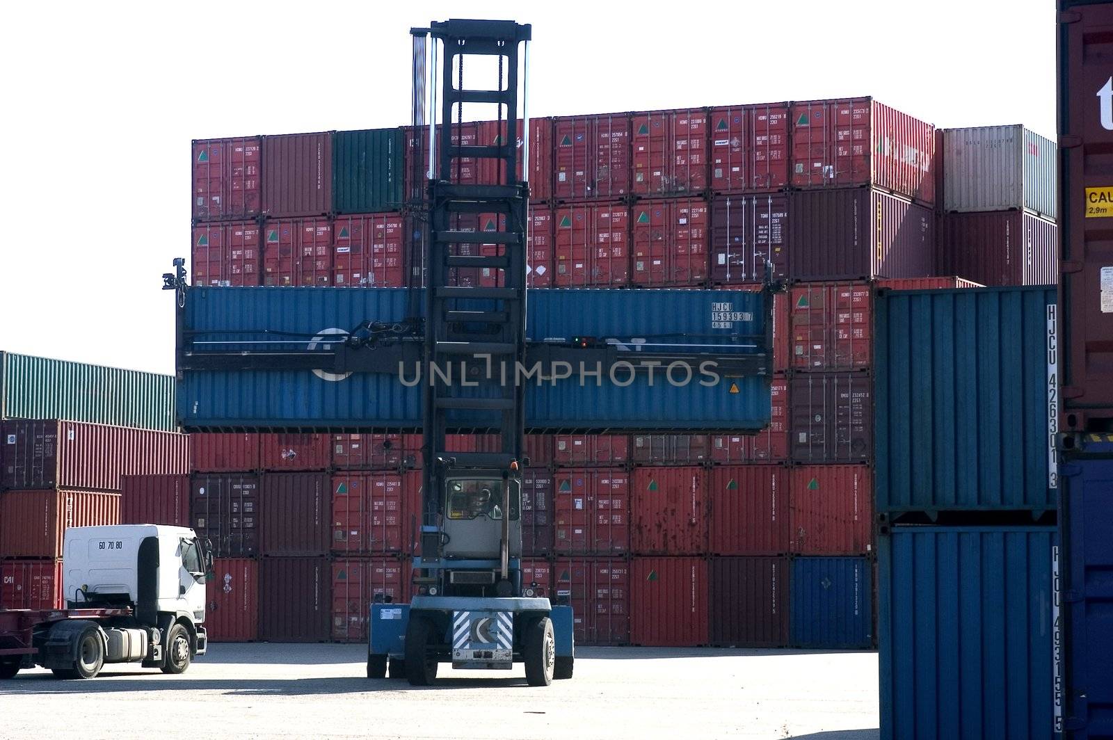 containers at the port for shipment by gillespaire